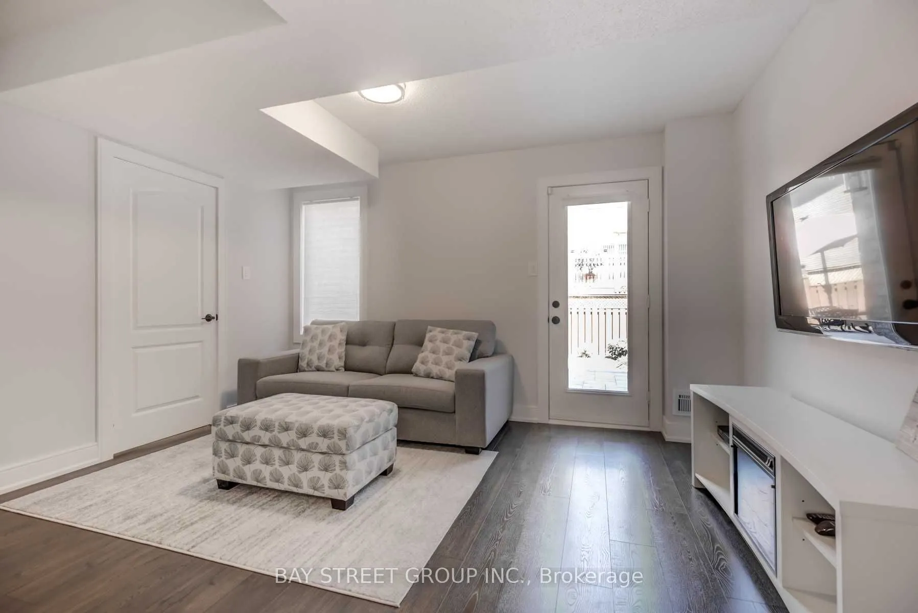 45 Mainland Crescent