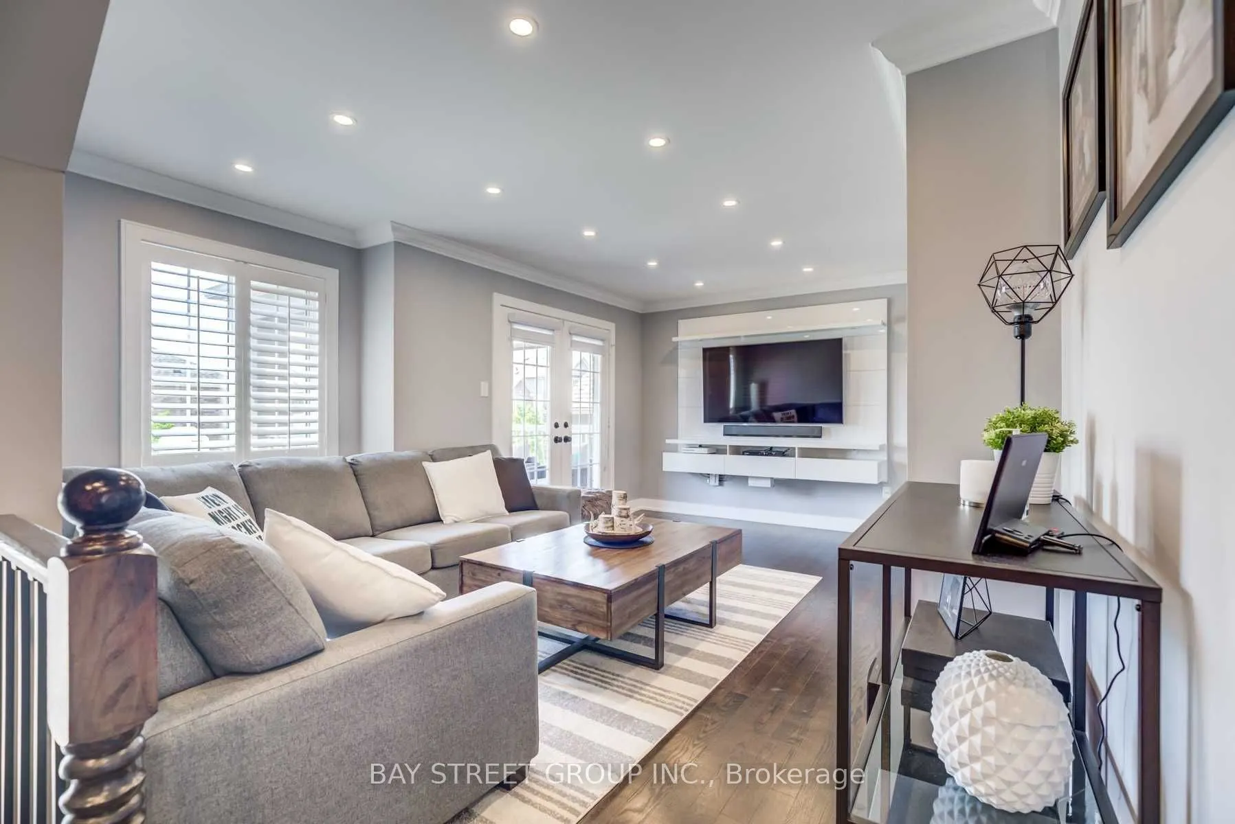 45 Mainland Crescent