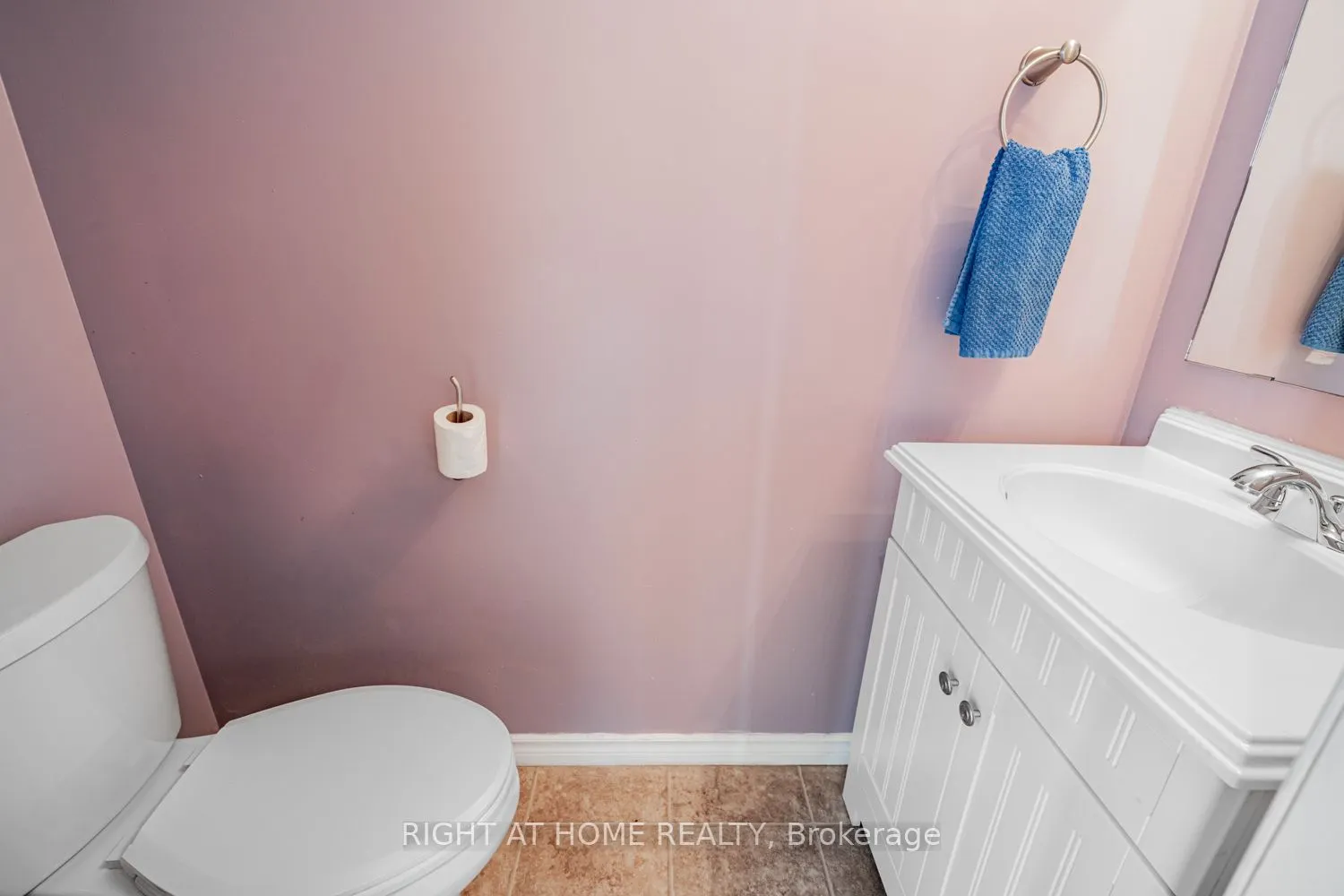 15943 Bayview Avenue, #9