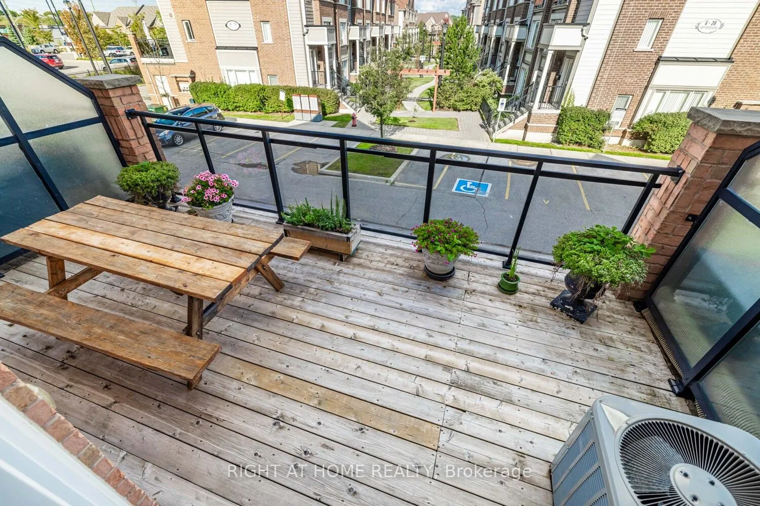 15943 Bayview Avenue, #9