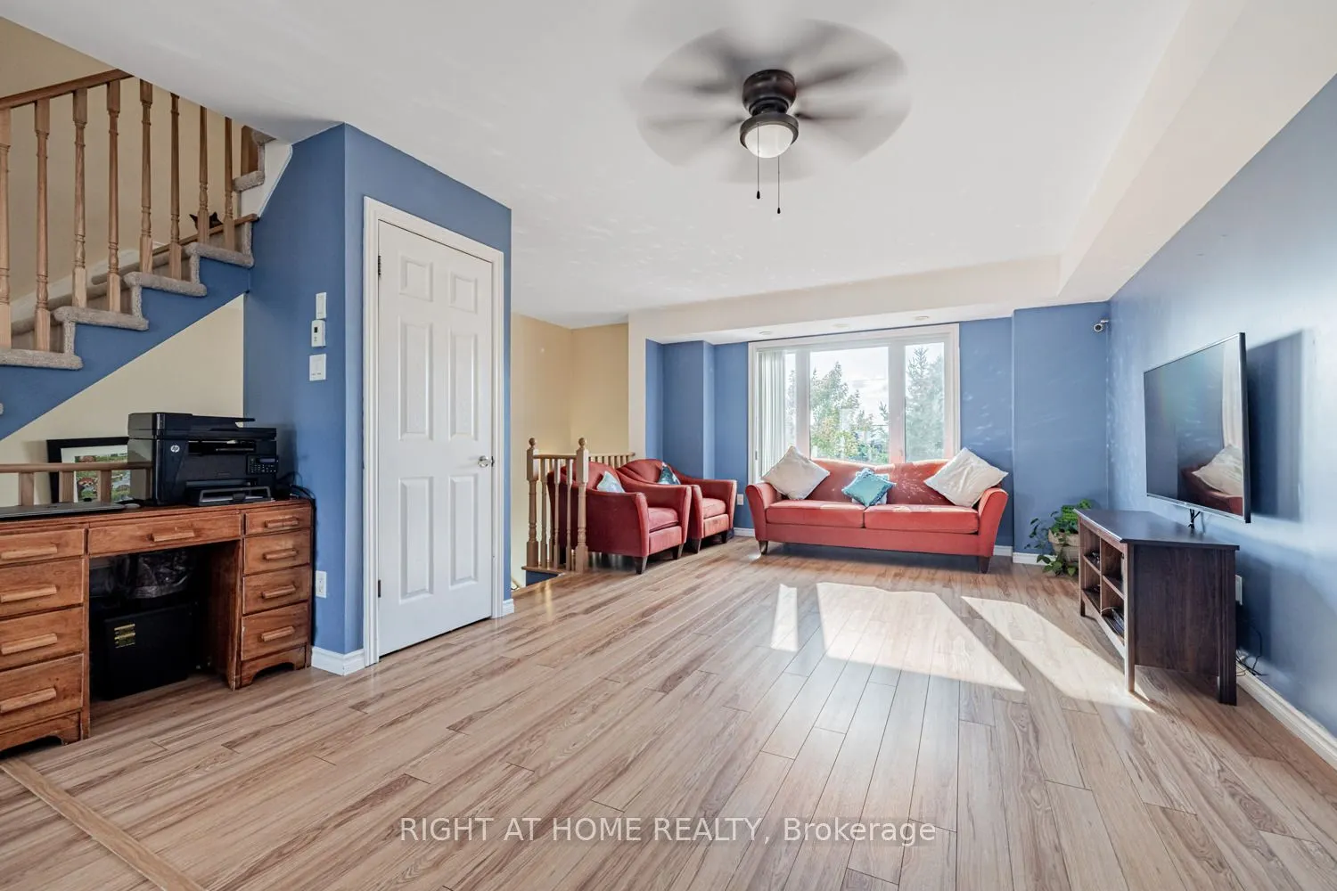 15943 Bayview Avenue, #9