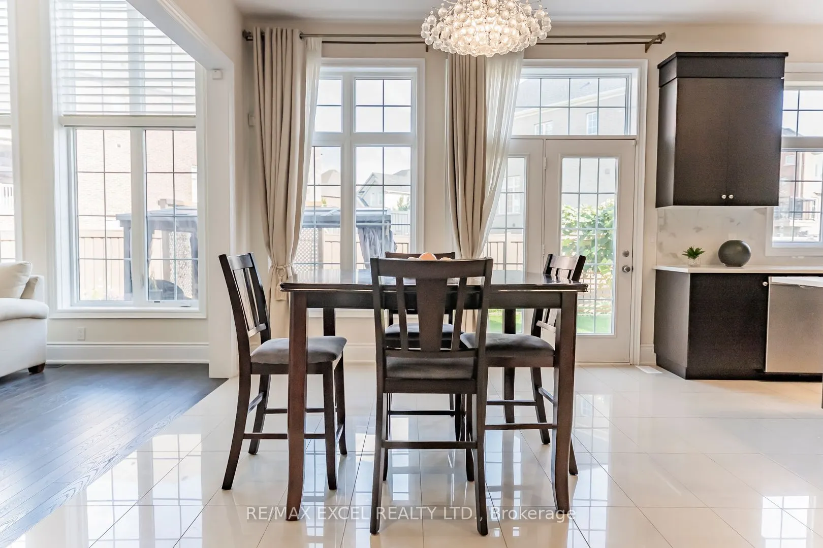 21 Paradise Valley Trail