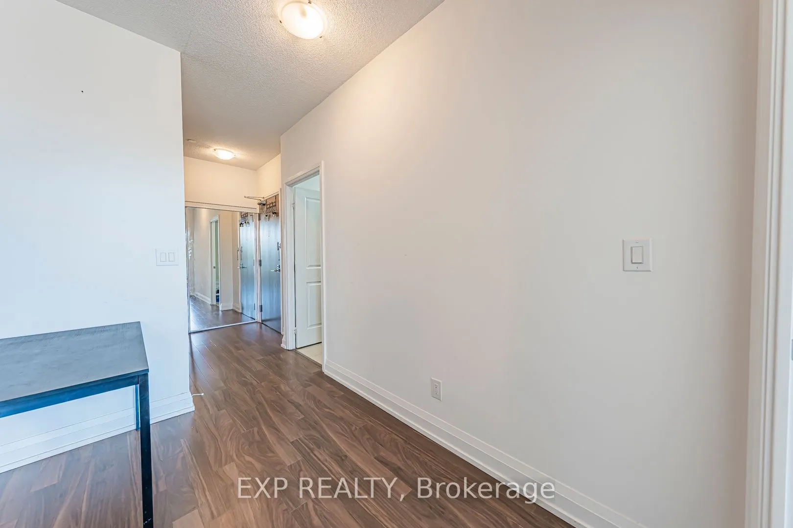 7167 Yonge Street, #308