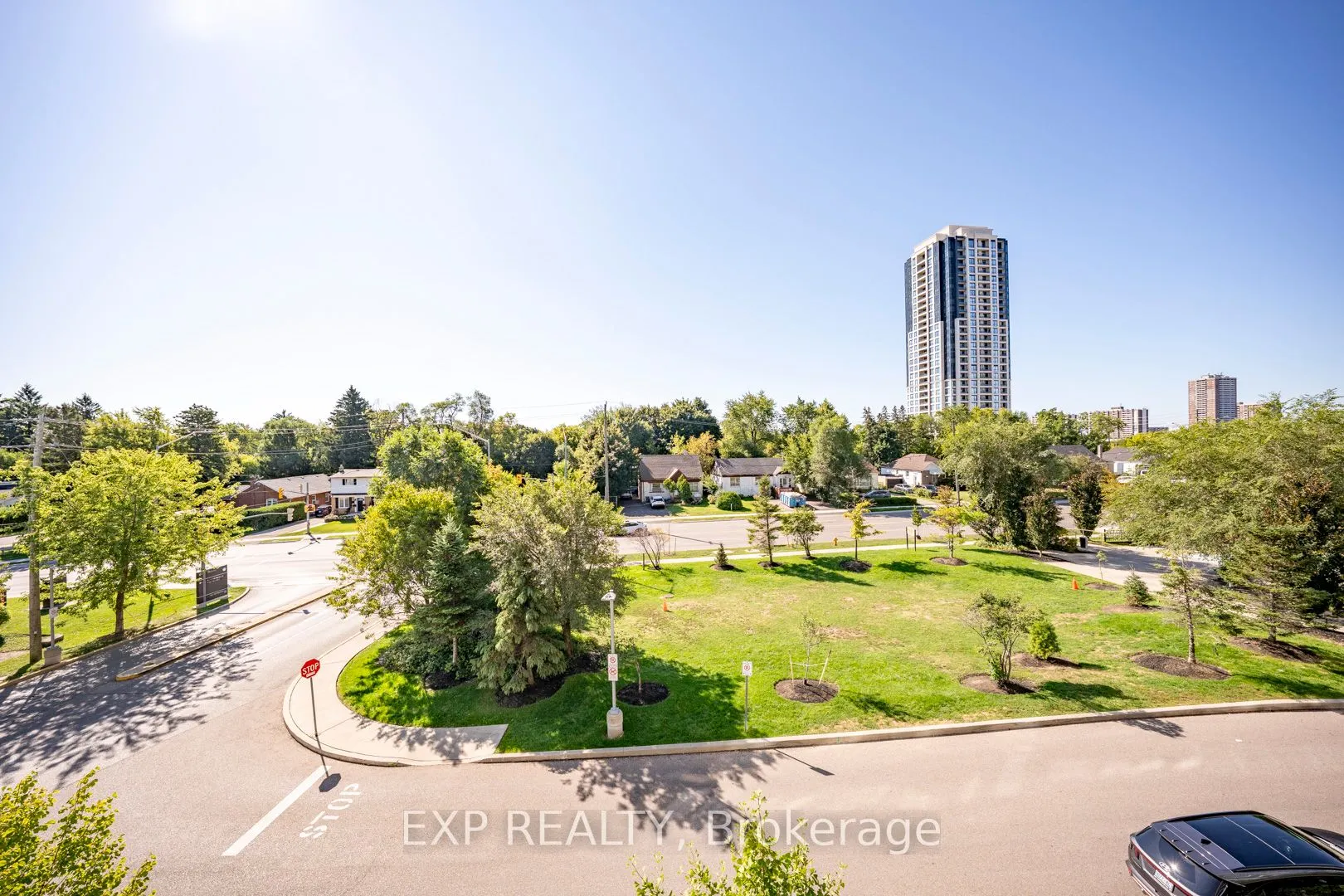 7167 Yonge Street, #308