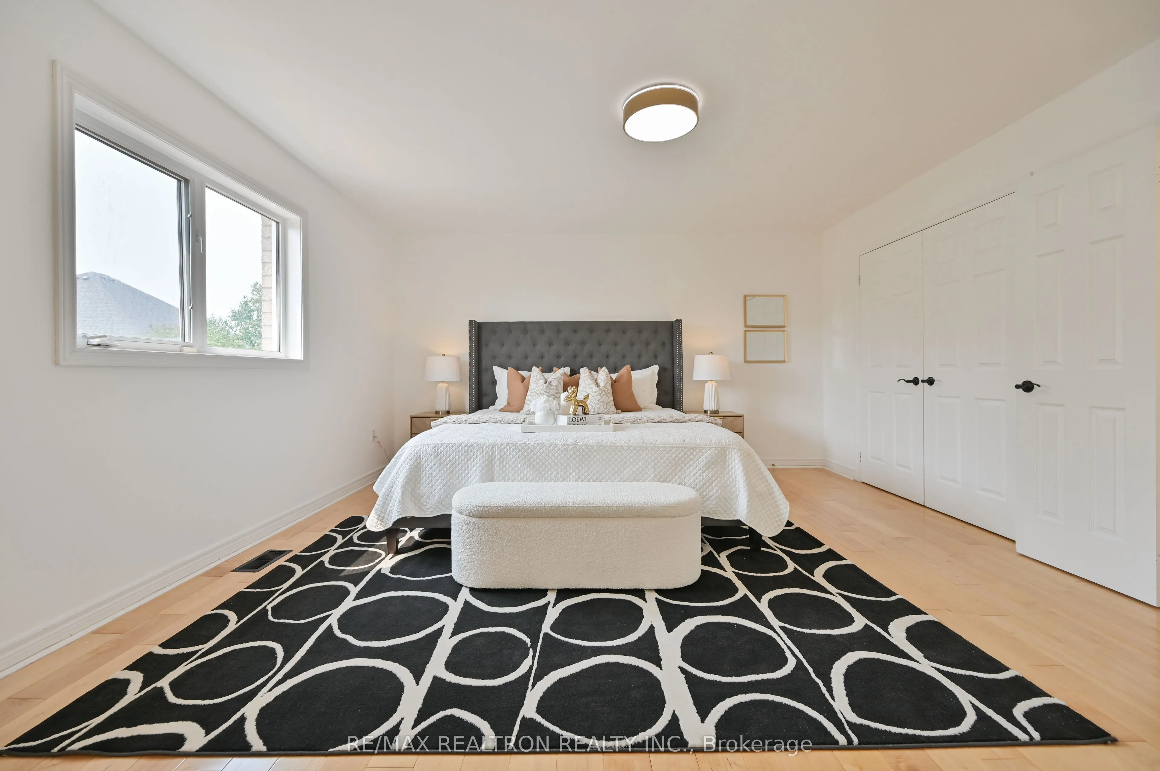 6 Renberg Drive