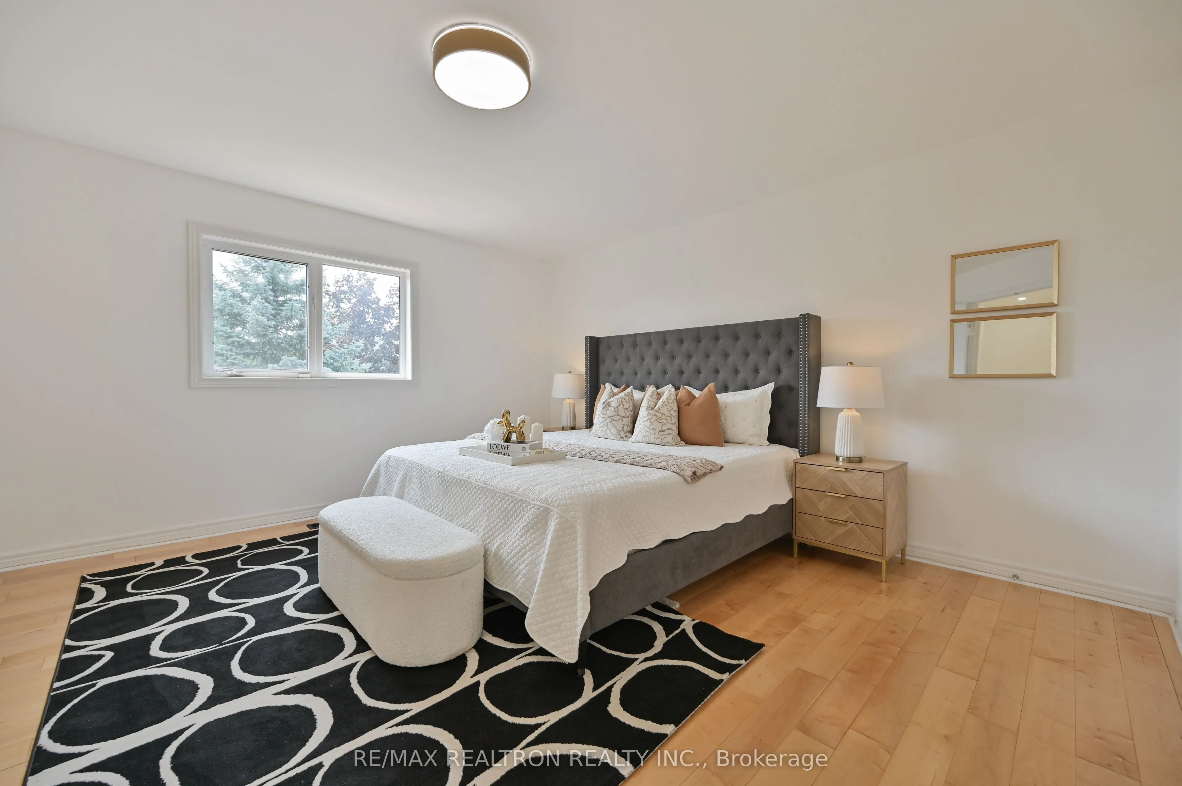 6 Renberg Drive