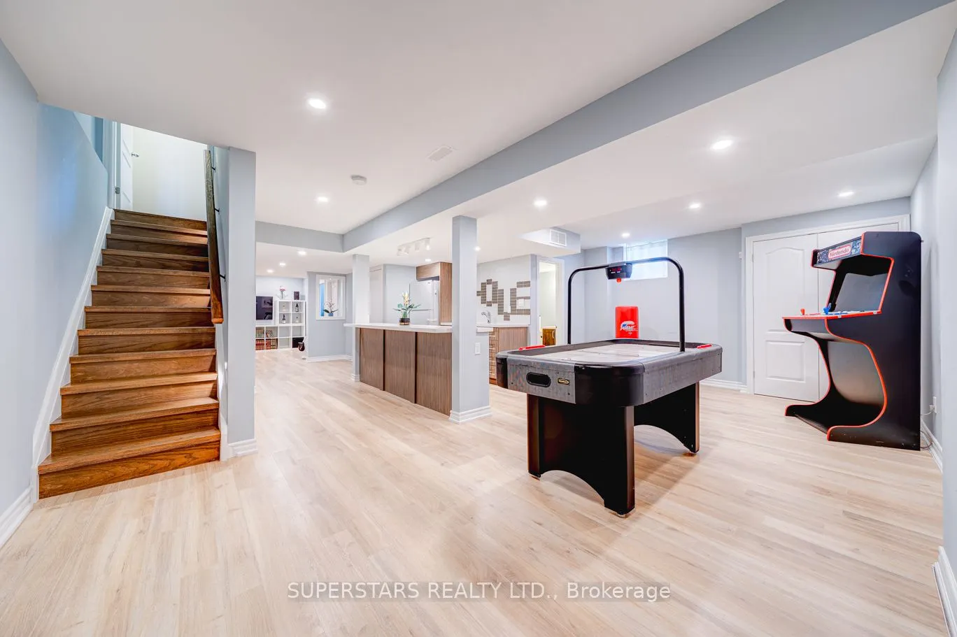 942 Ernest Cousins Circle