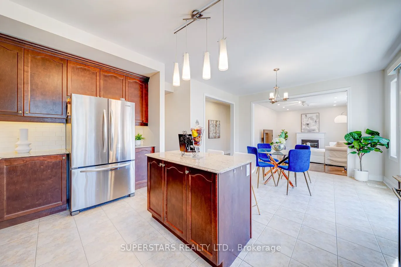 942 Ernest Cousins Circle