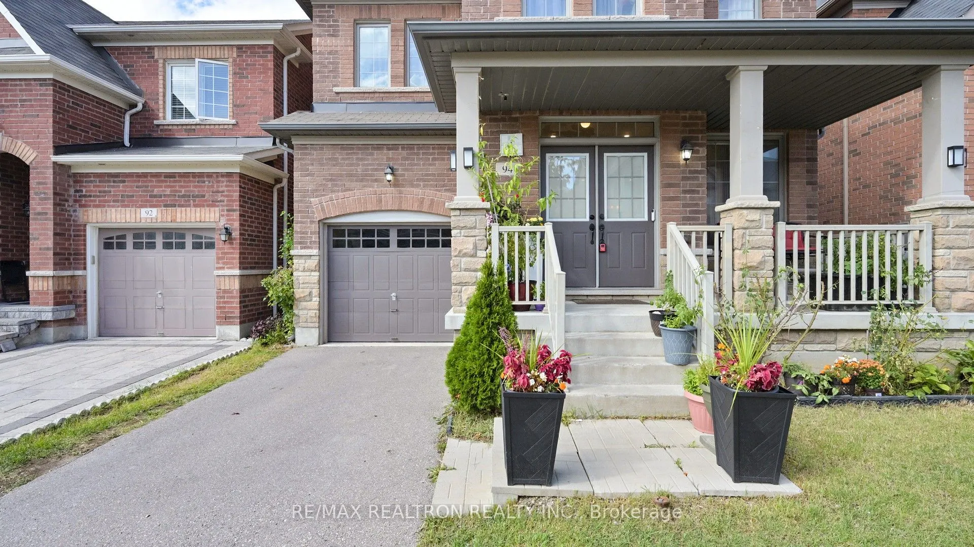 94 Henry Bauer Avenue