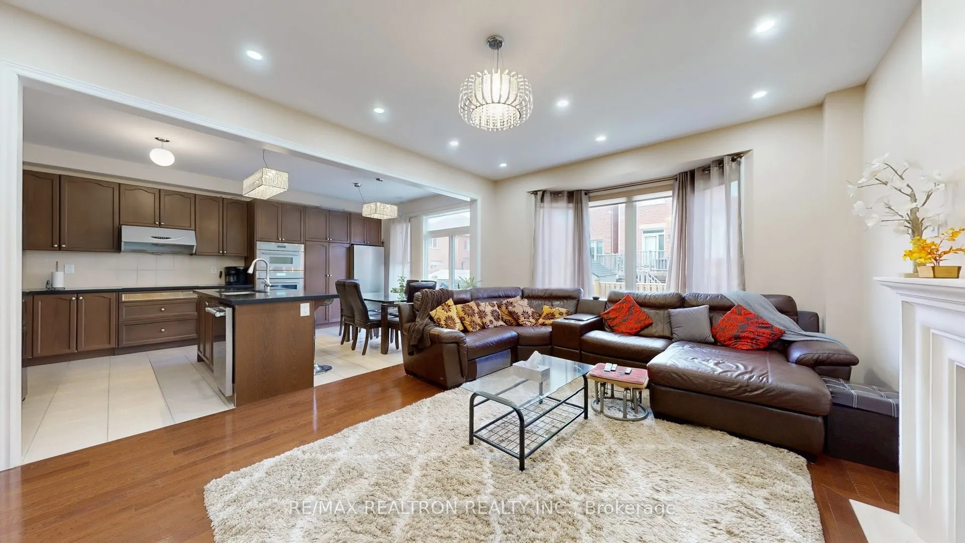 94 Henry Bauer Avenue