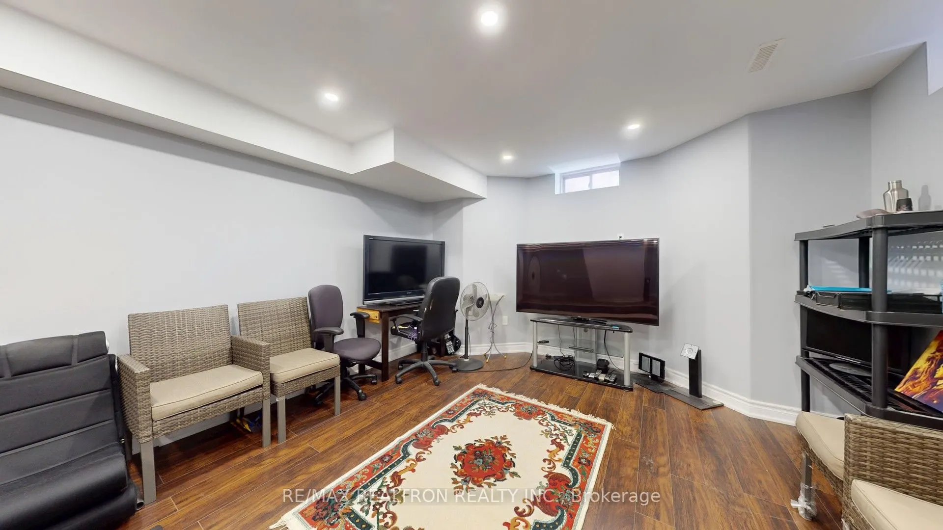 94 Henry Bauer Avenue