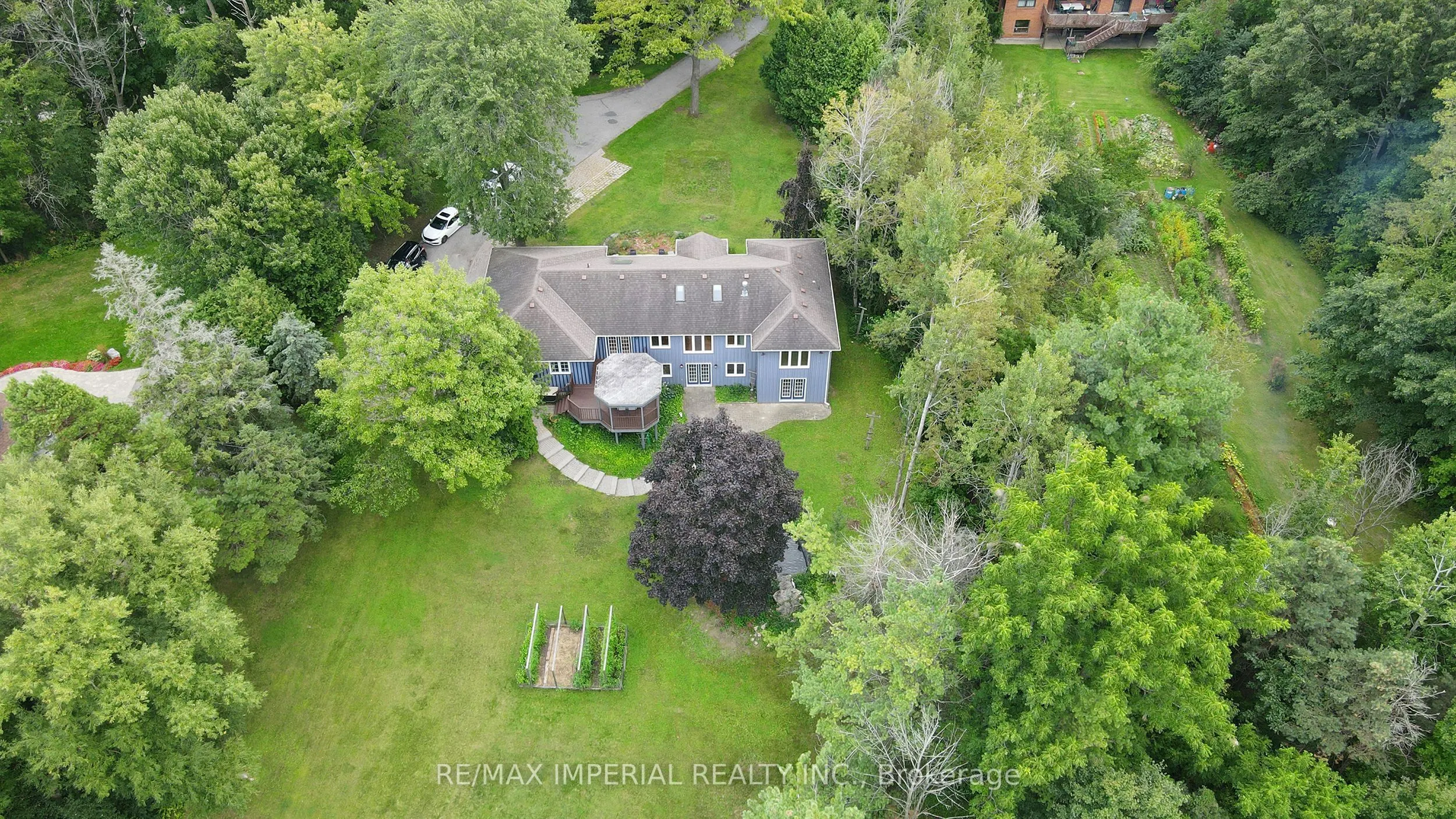 282 Ridge Road
