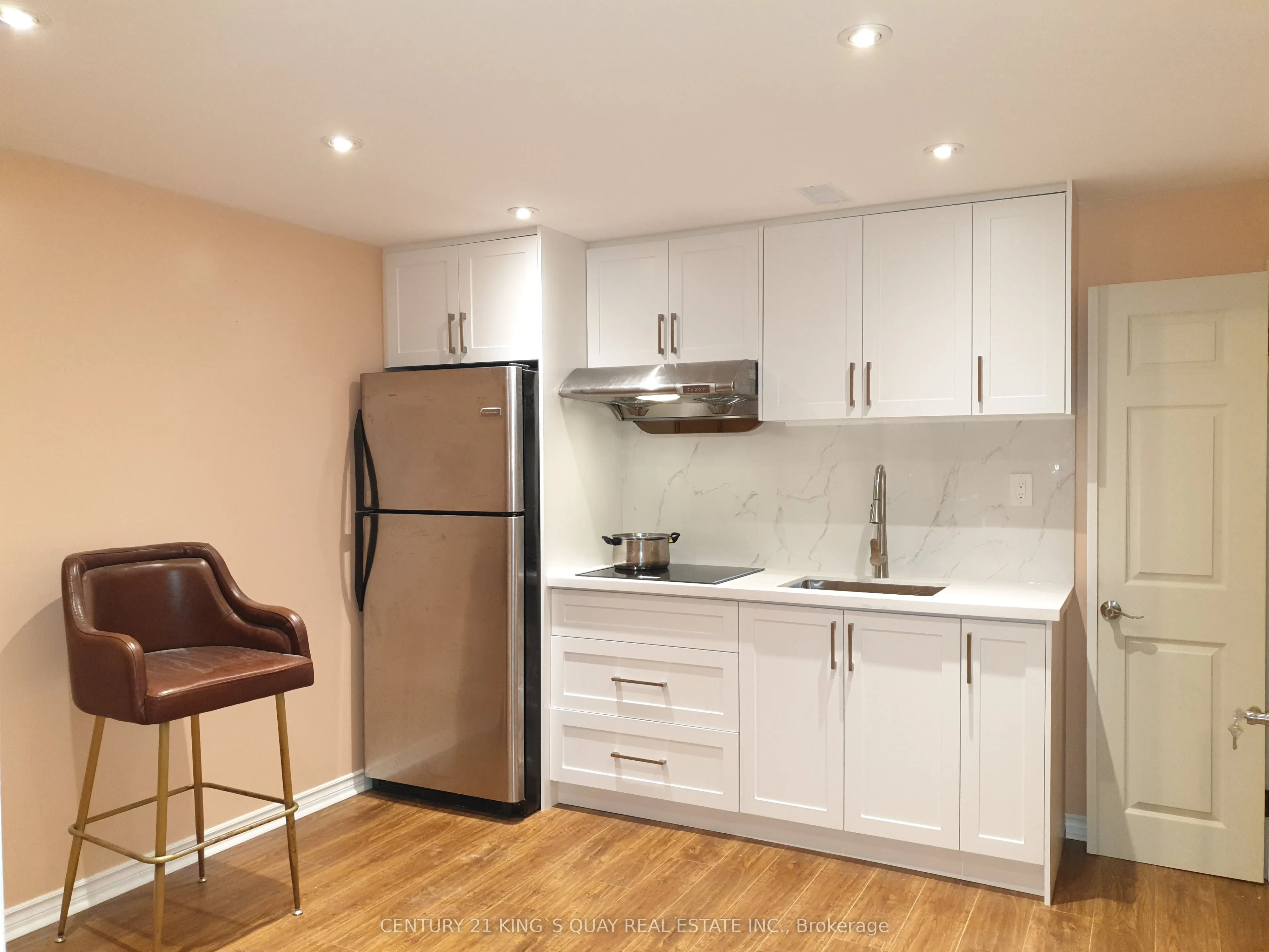 15 Belford Crescent, #LL