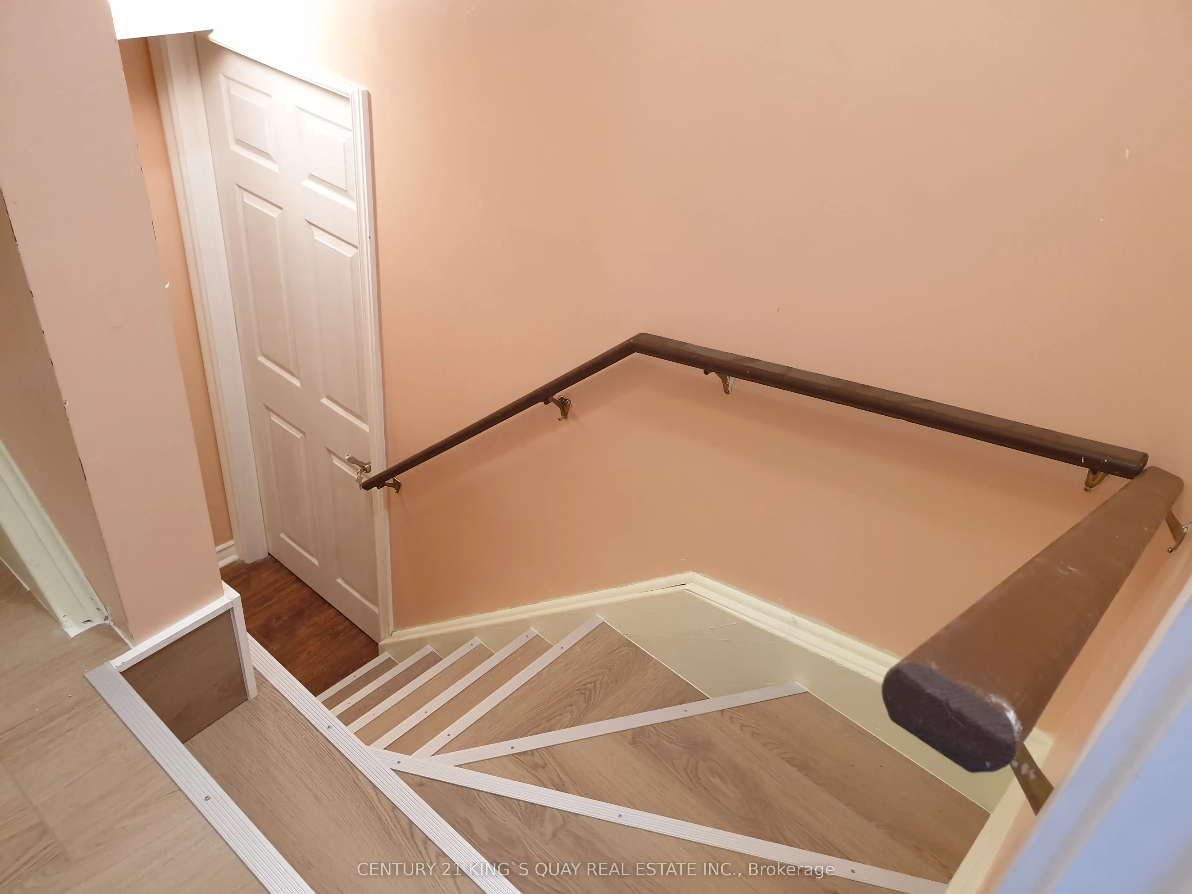 15 Belford Crescent, #LL