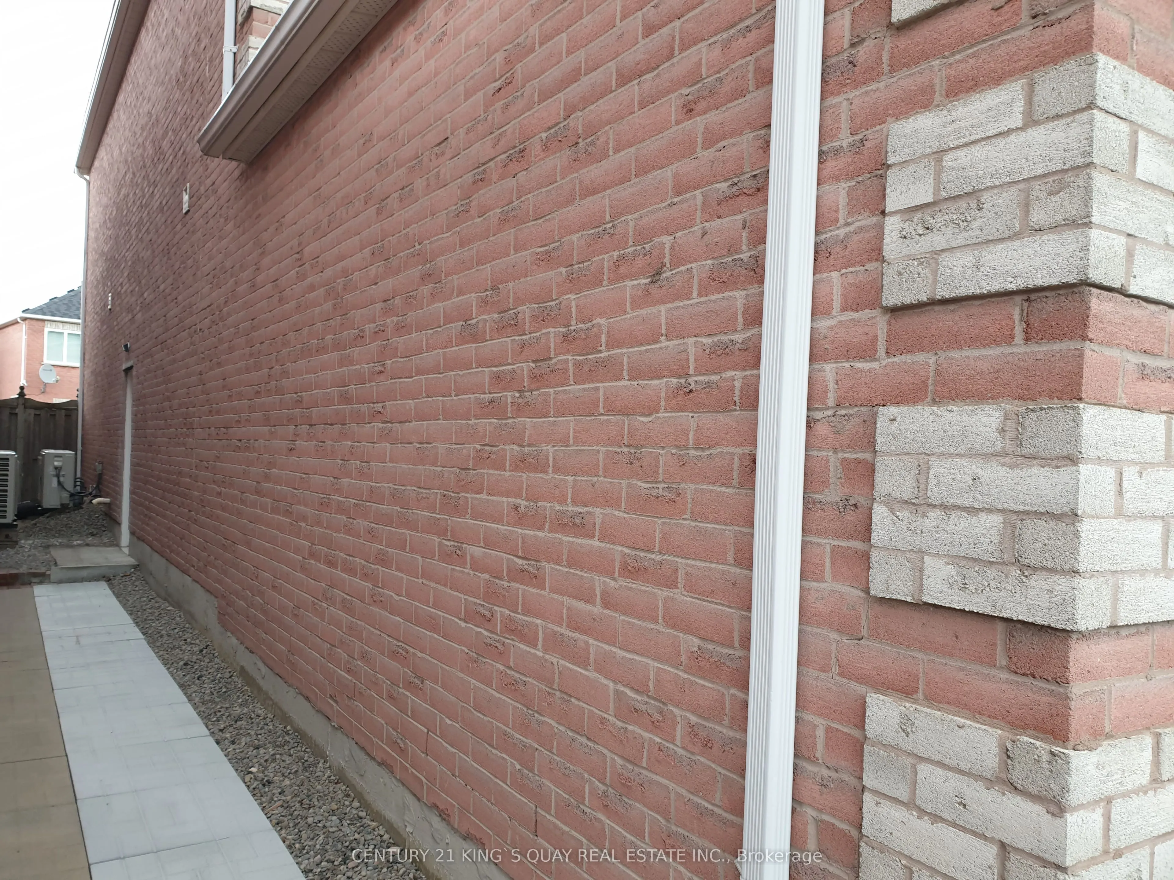 15 Belford Crescent, #LL