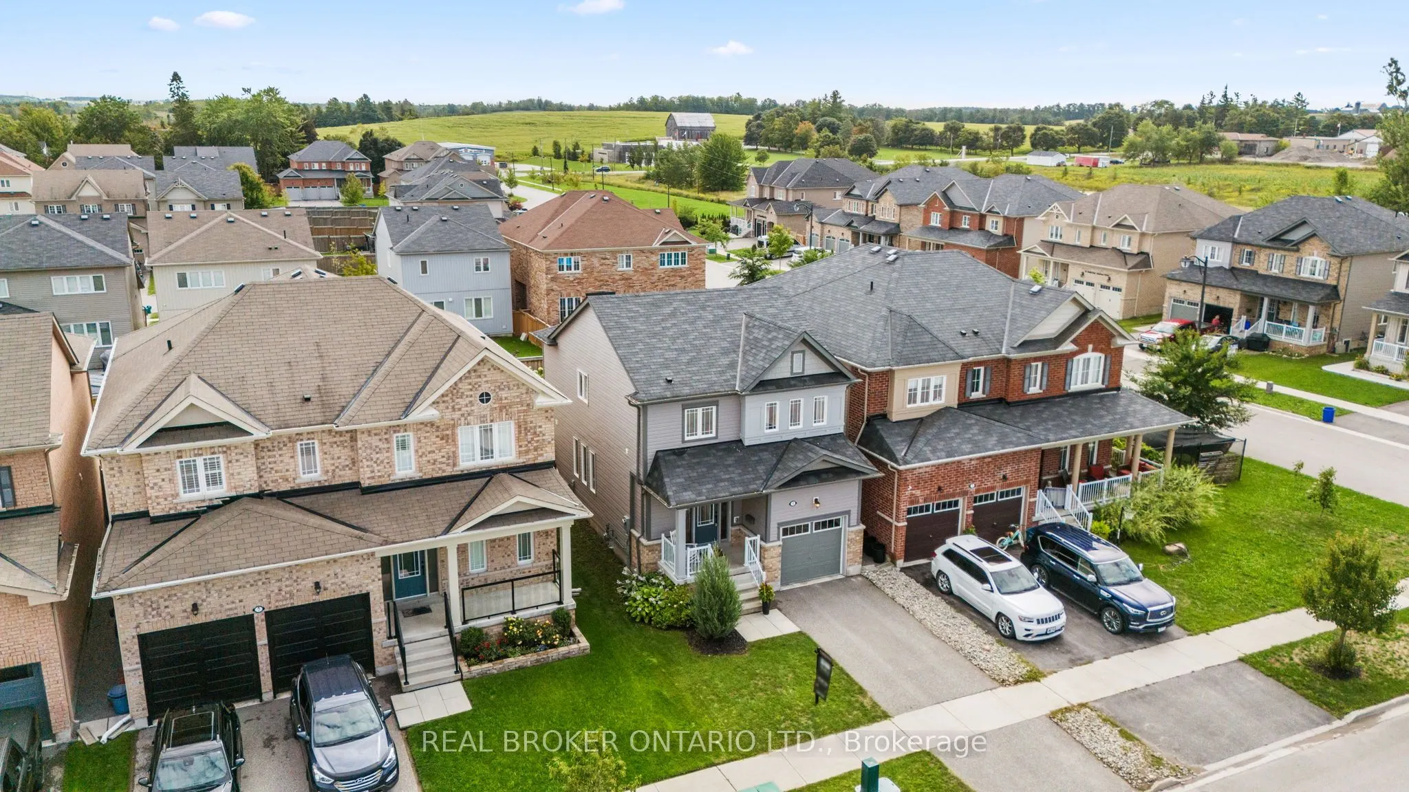 5 Don Hadden Crescent