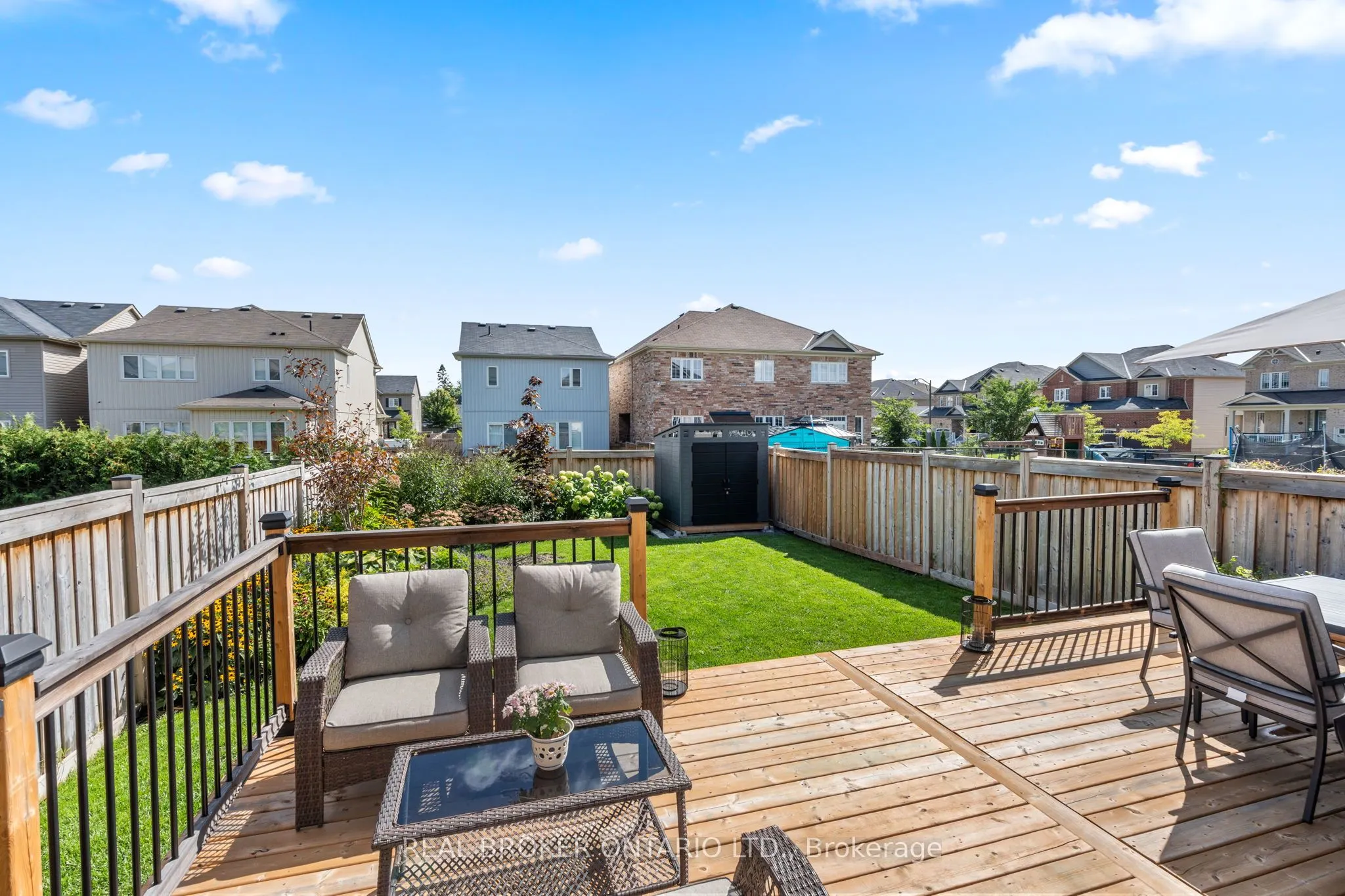 5 Don Hadden Crescent