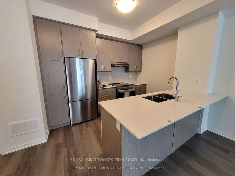 151 Honeycrisp Crescent, #TH159