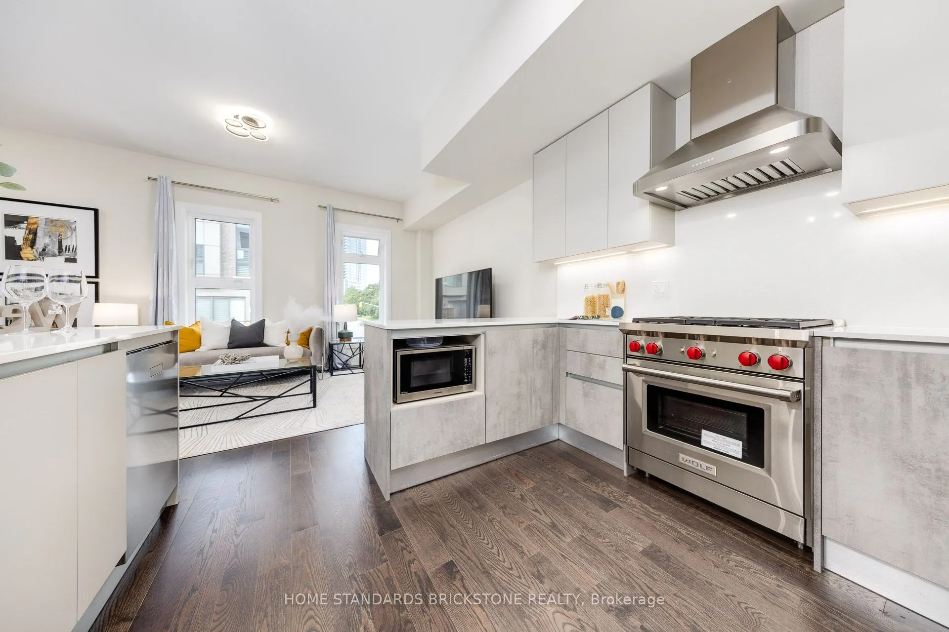 5 Smallwood Circle