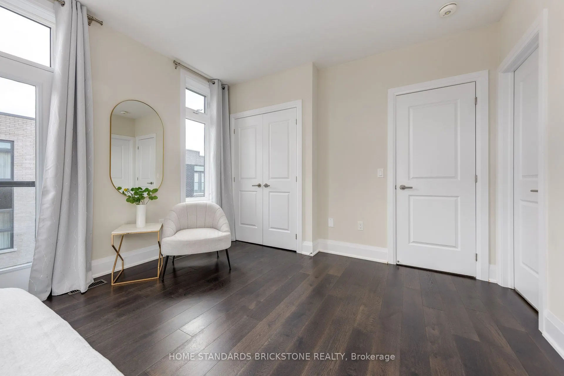 5 Smallwood Circle