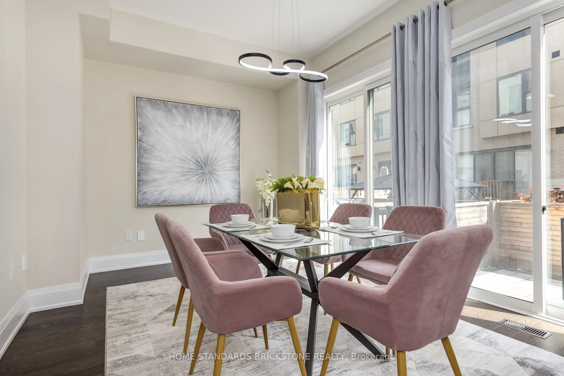 5 Smallwood Circle