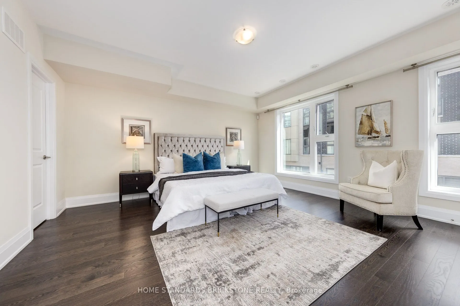 5 Smallwood Circle