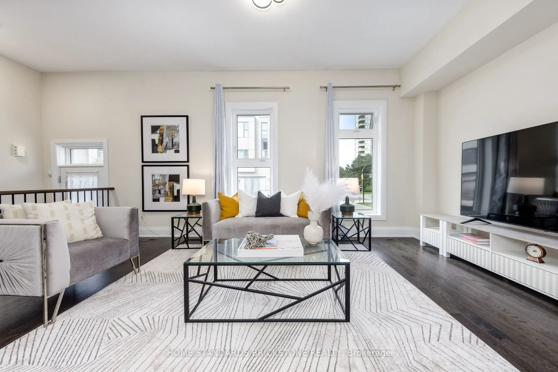5 Smallwood Circle