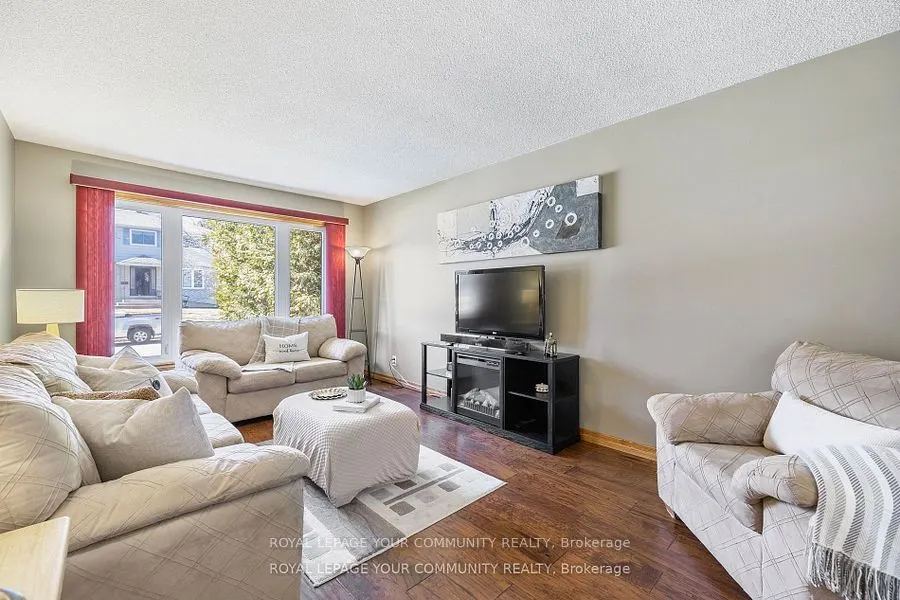 69 Wood Crescent