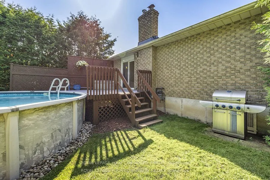 69 Wood Crescent
