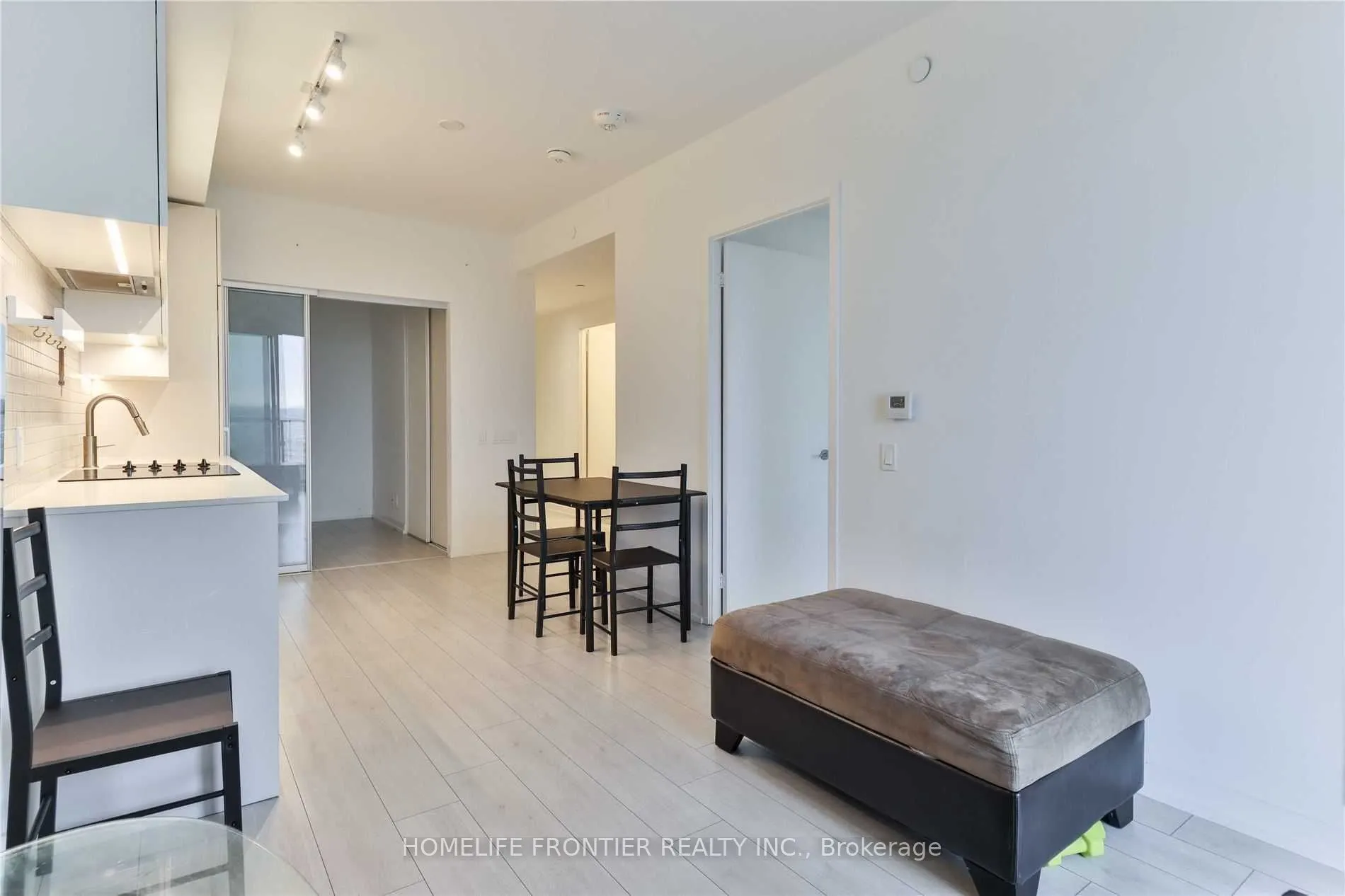 950 Portage Parkway, #5210