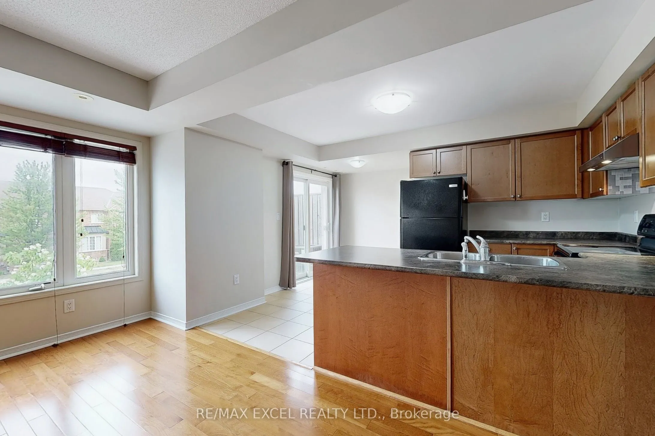 2173 Bur Oak Avenue, #52