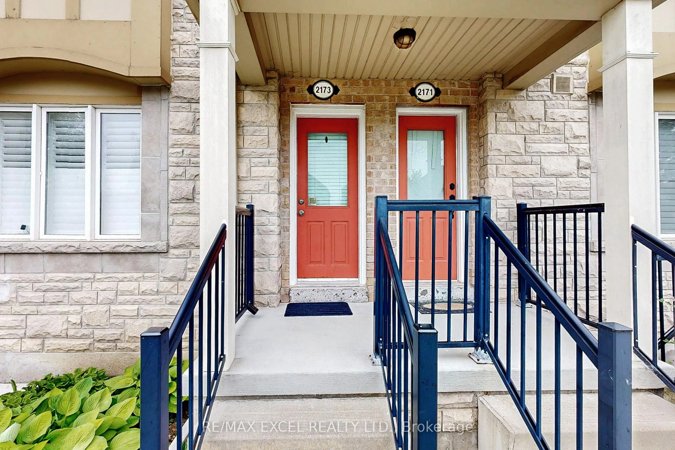 2173 Bur Oak Avenue, #52