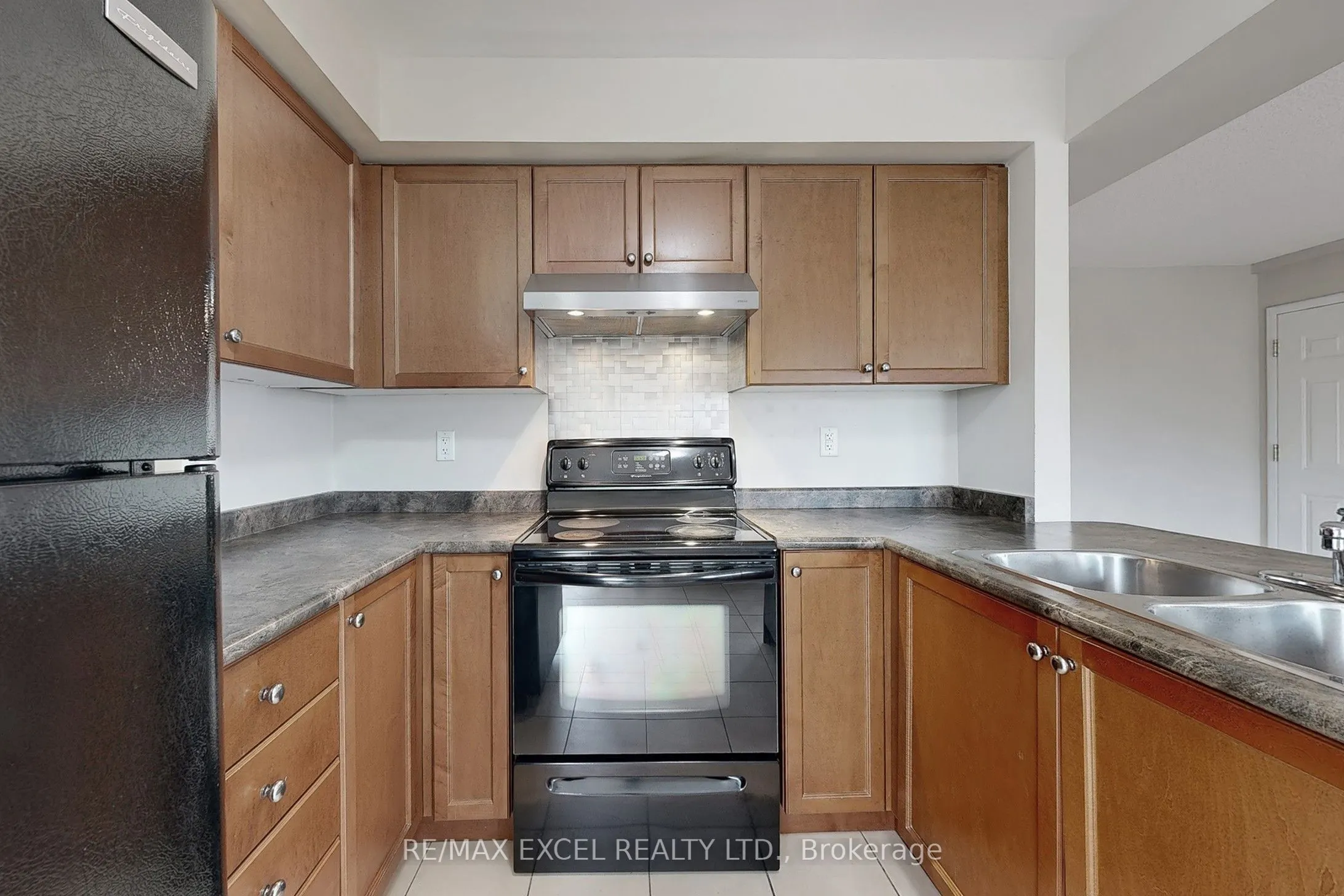 2173 Bur Oak Avenue, #52