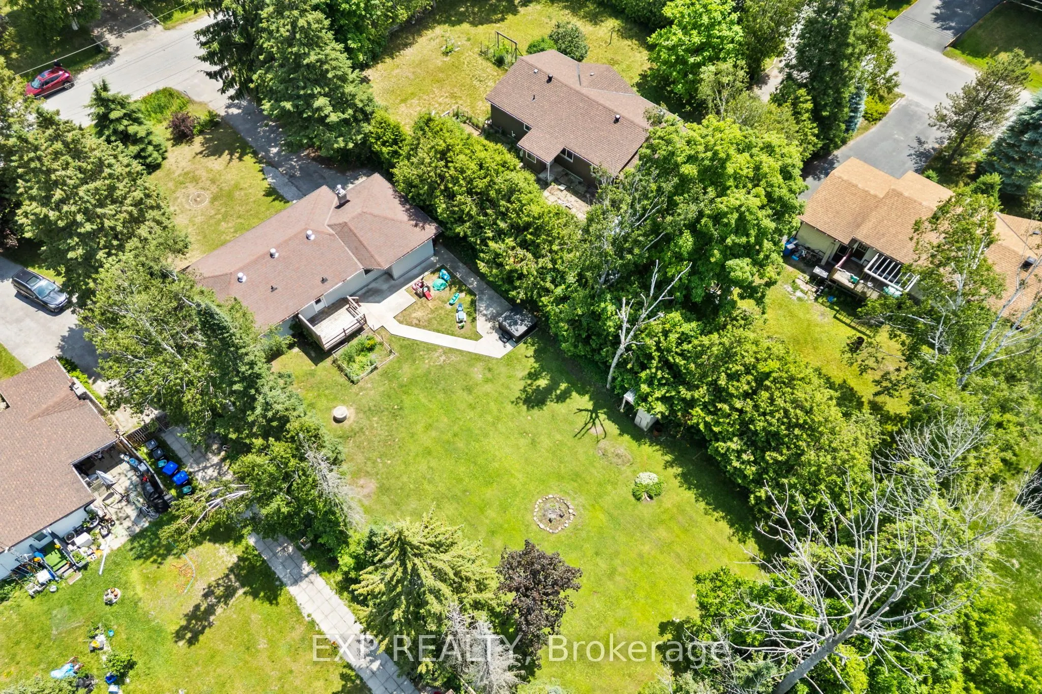 2186 Richard Street