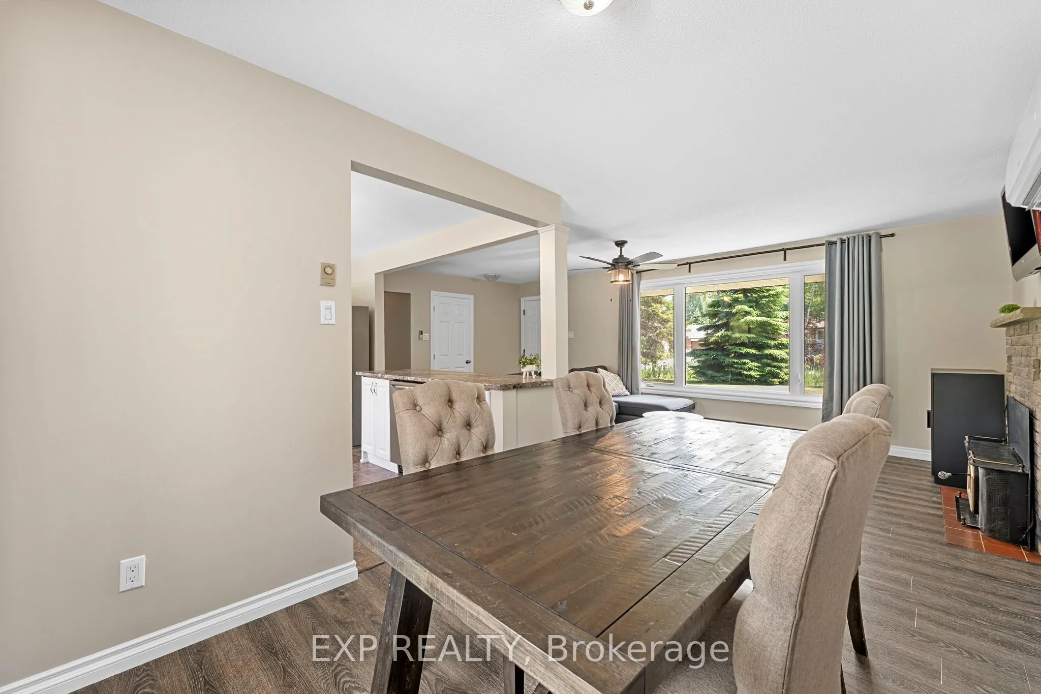 2186 Richard Street