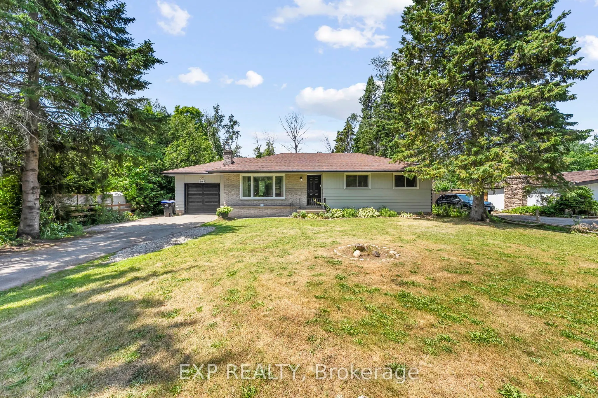 2186 Richard Street