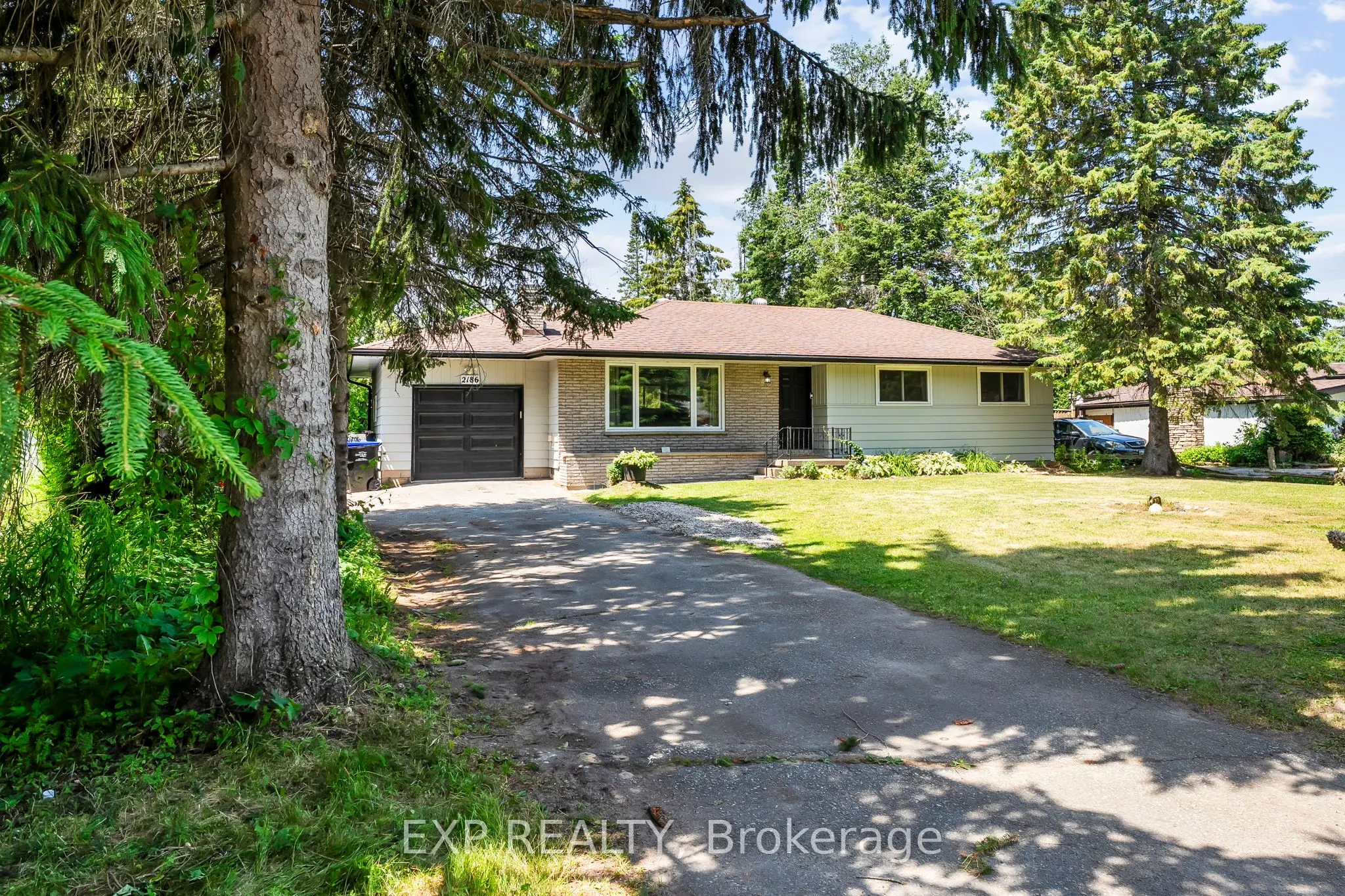 2186 Richard Street
