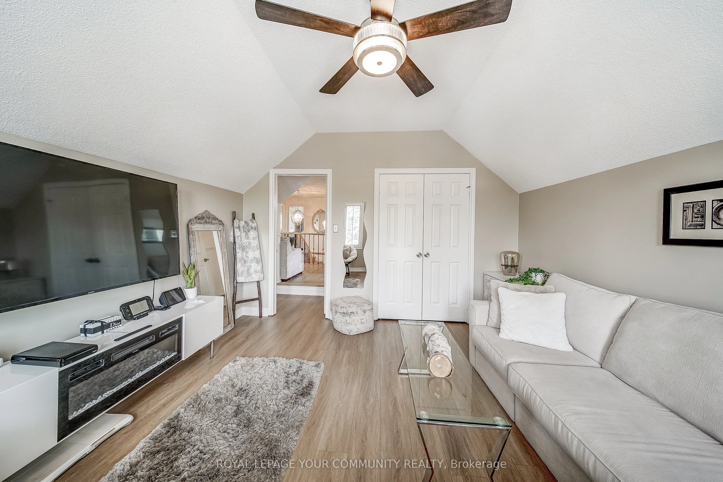 21 Litner Crescent