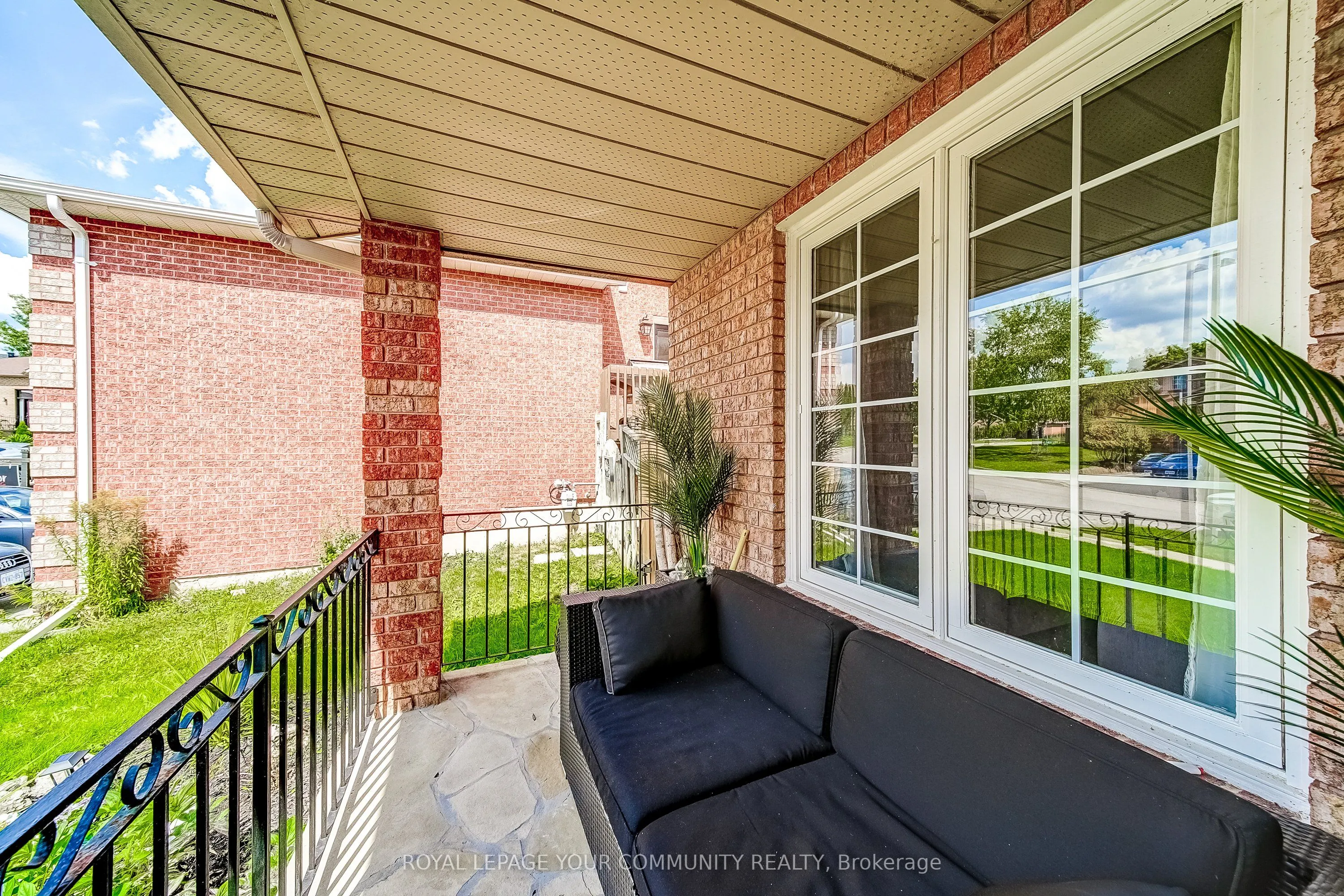 21 Litner Crescent