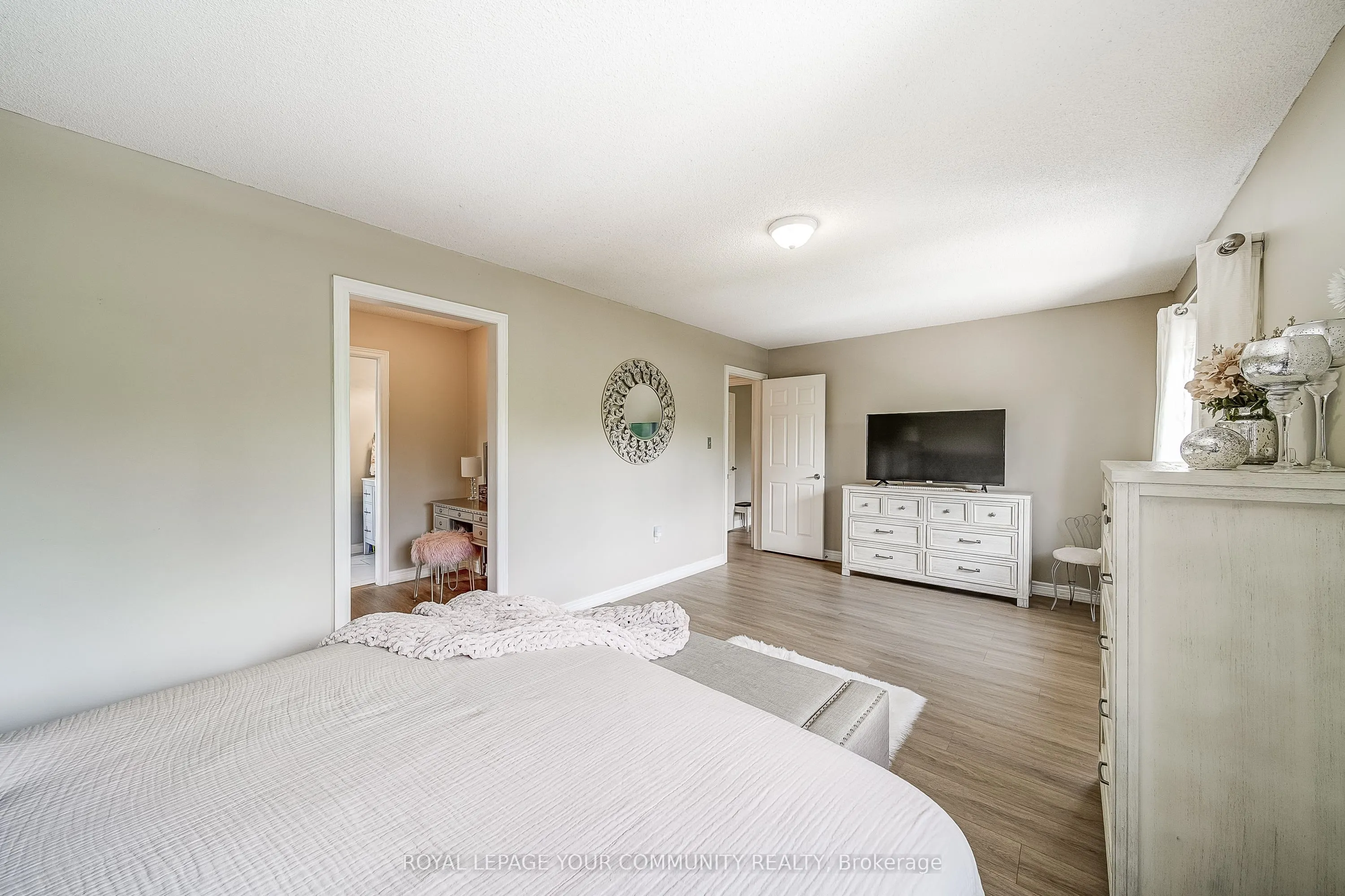 21 Litner Crescent