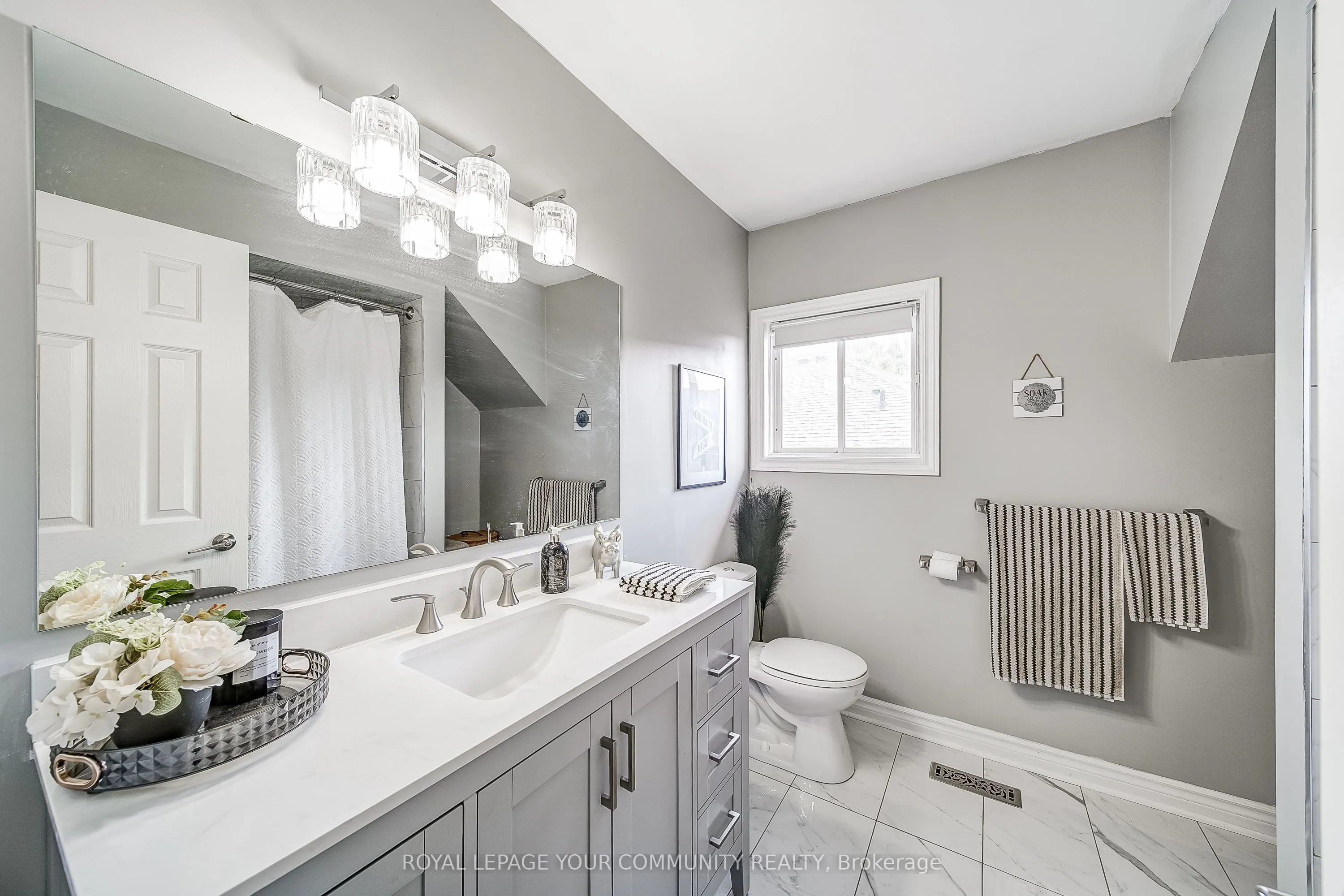 21 Litner Crescent