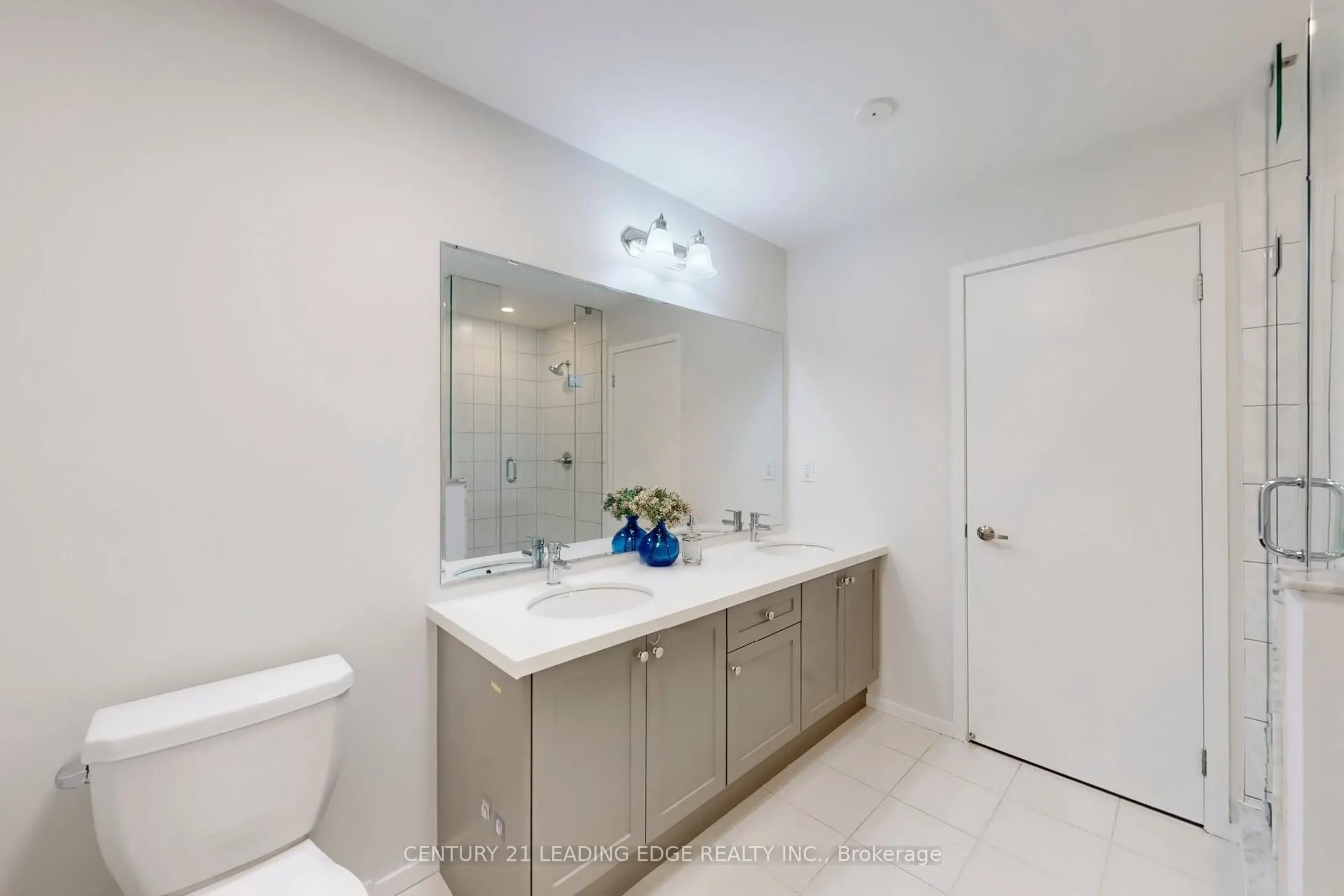 26 JAMES NOBLE Lane, #97