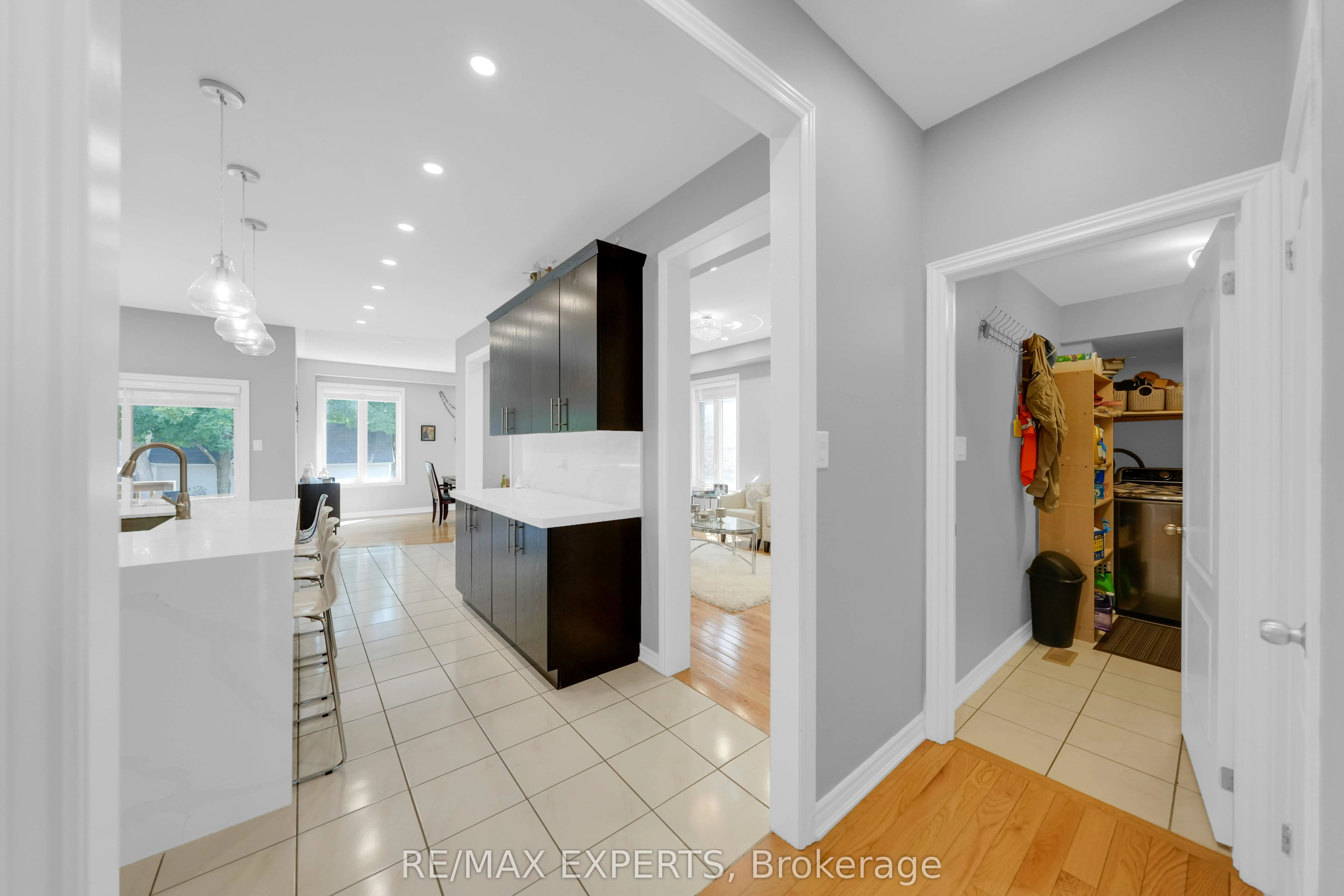 2190 Dawson Crescent