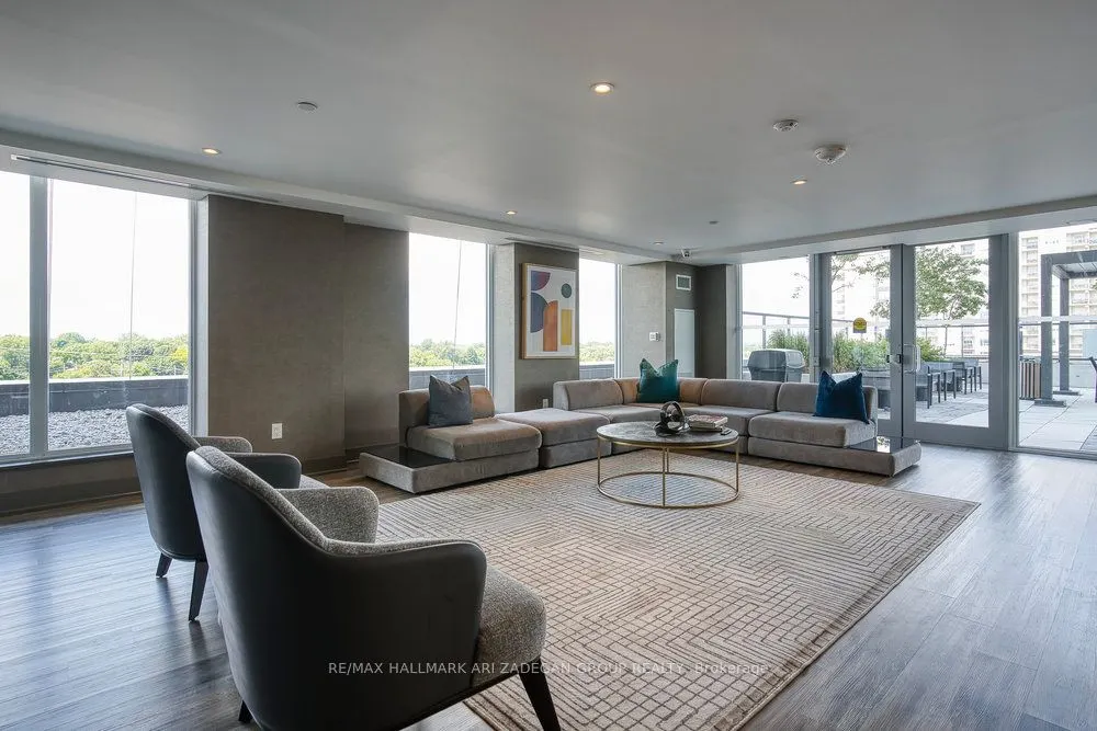185 Deerfield Road, #423