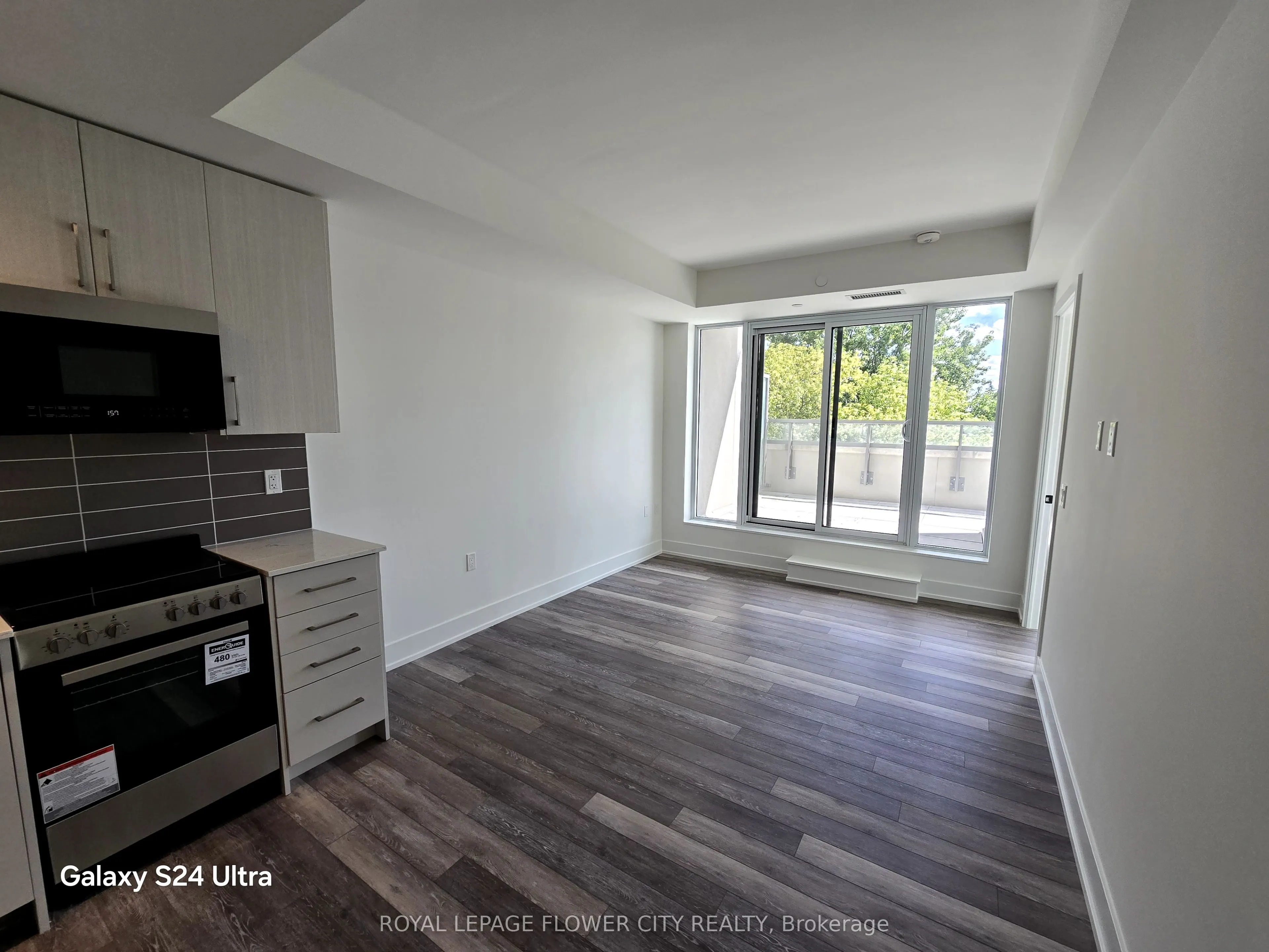 2075 King Road, #351