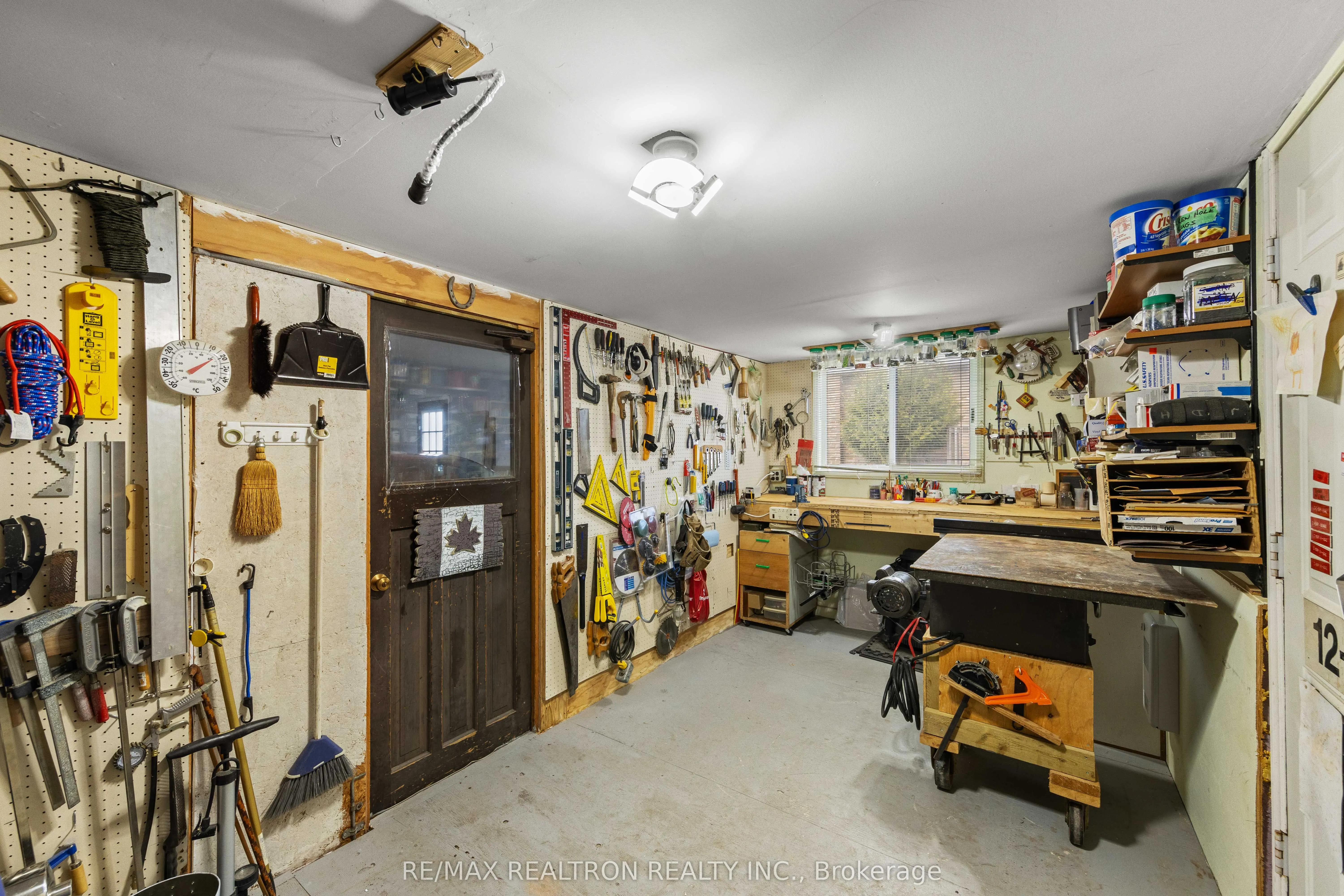 593 Simcoe Road
