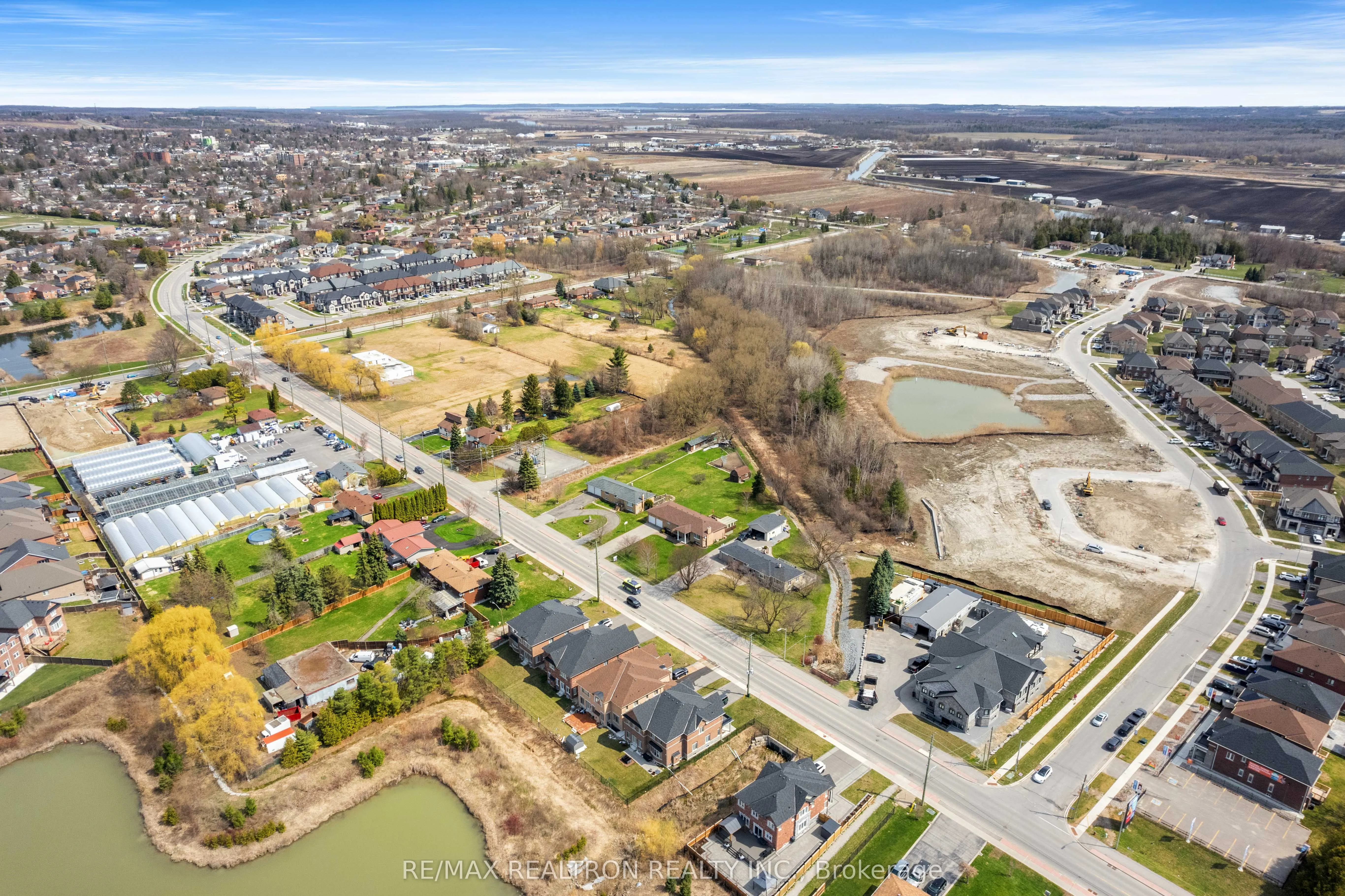 593 Simcoe Road