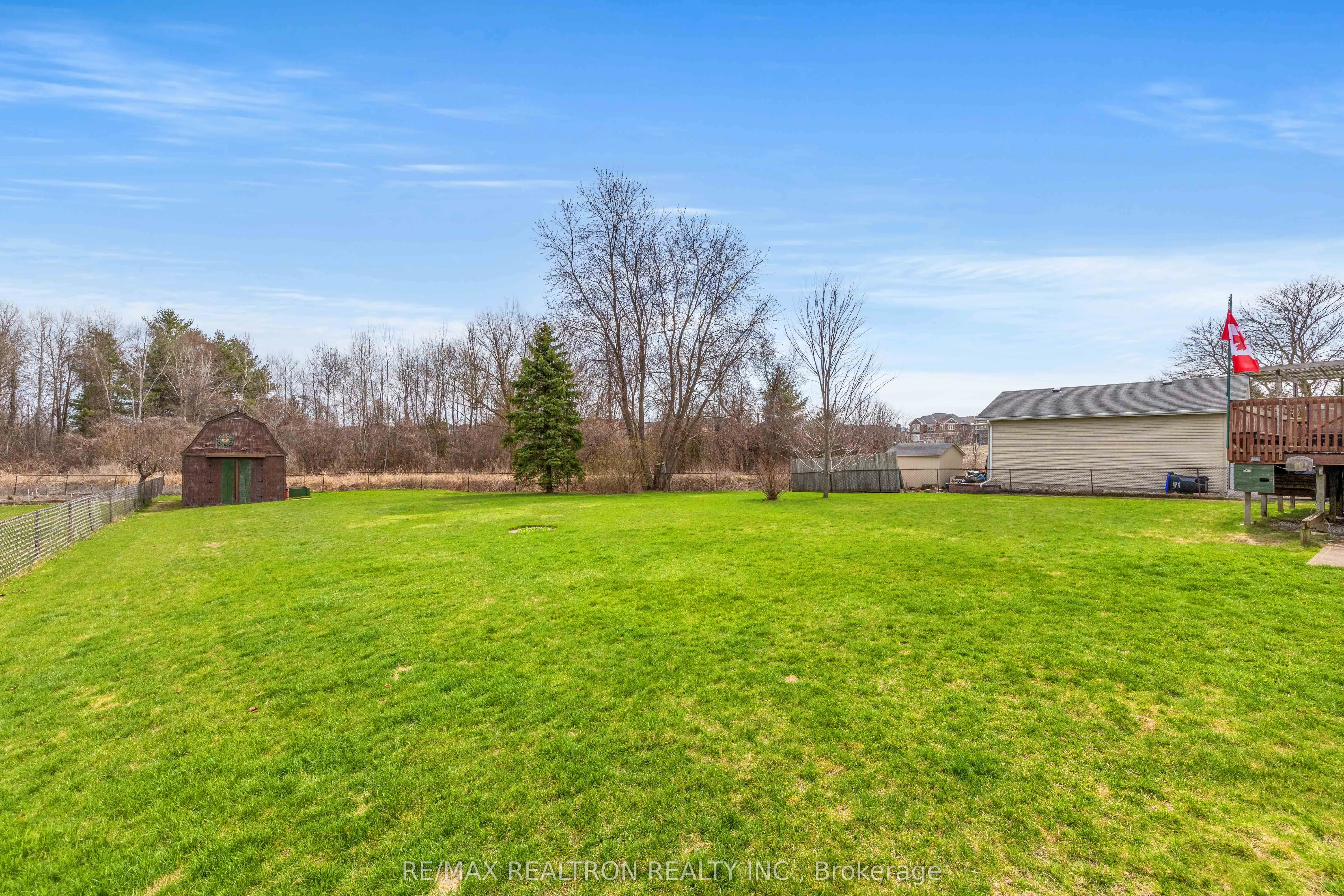 593 Simcoe Road