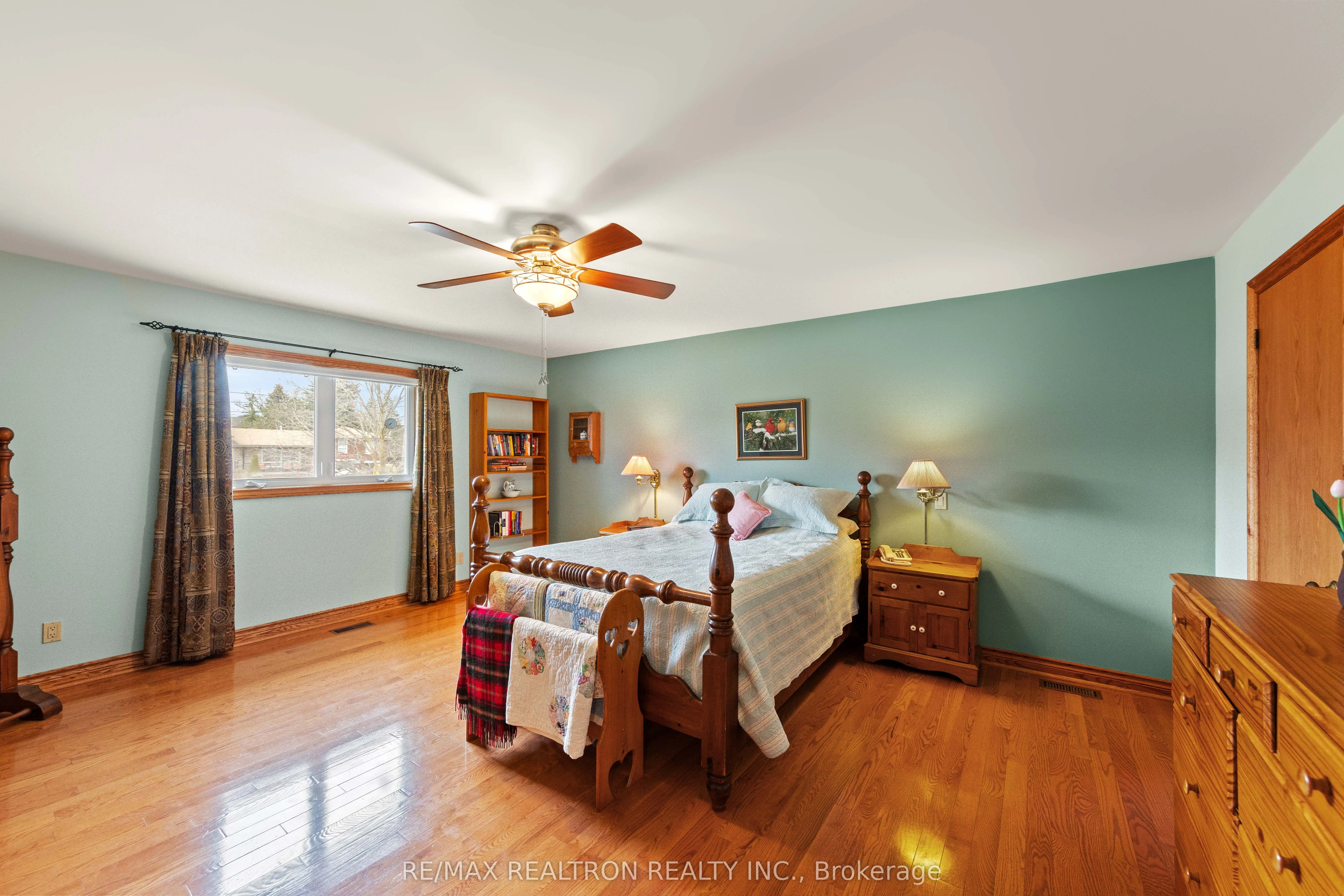 593 Simcoe Road