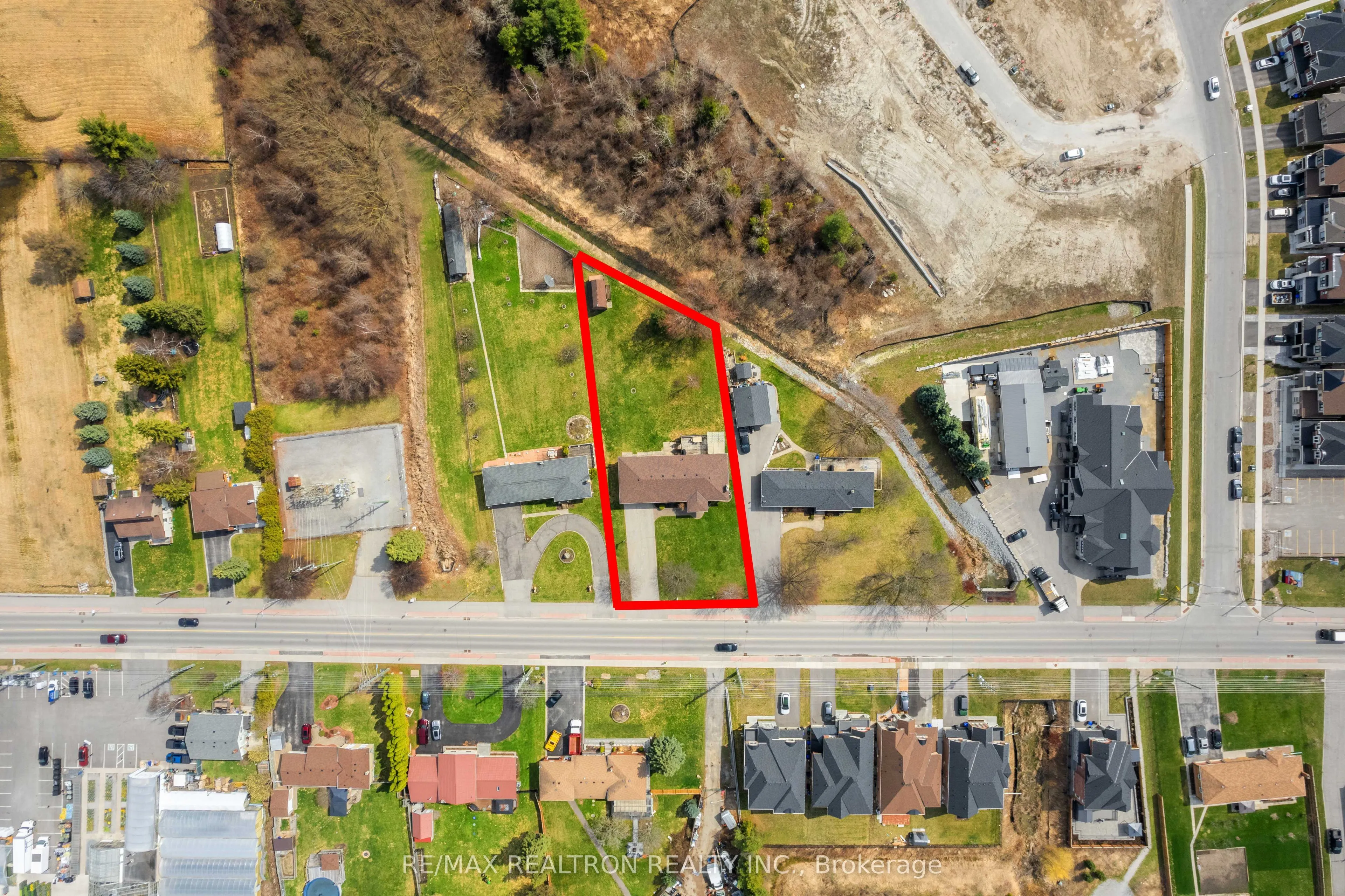 593 Simcoe Road